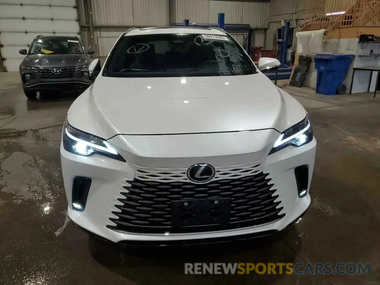 5 Фотография поврежденного автомобиля 2T2BBMCA8RC039156 LEXUS RX 350H BA 2024