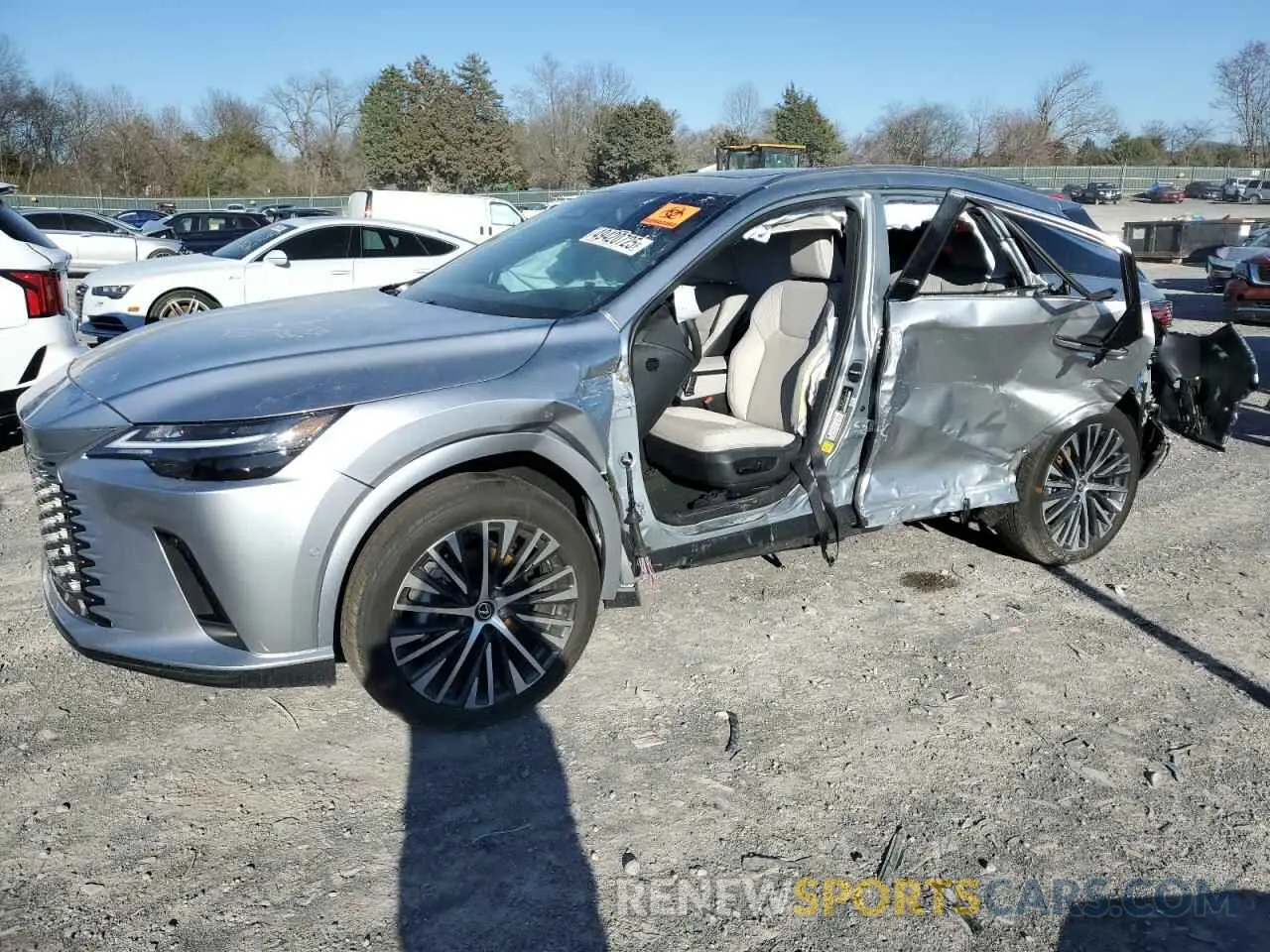 1 Фотография поврежденного автомобиля 2T2BBMCA2SC070683 LEXUS RX 350H BA 2025