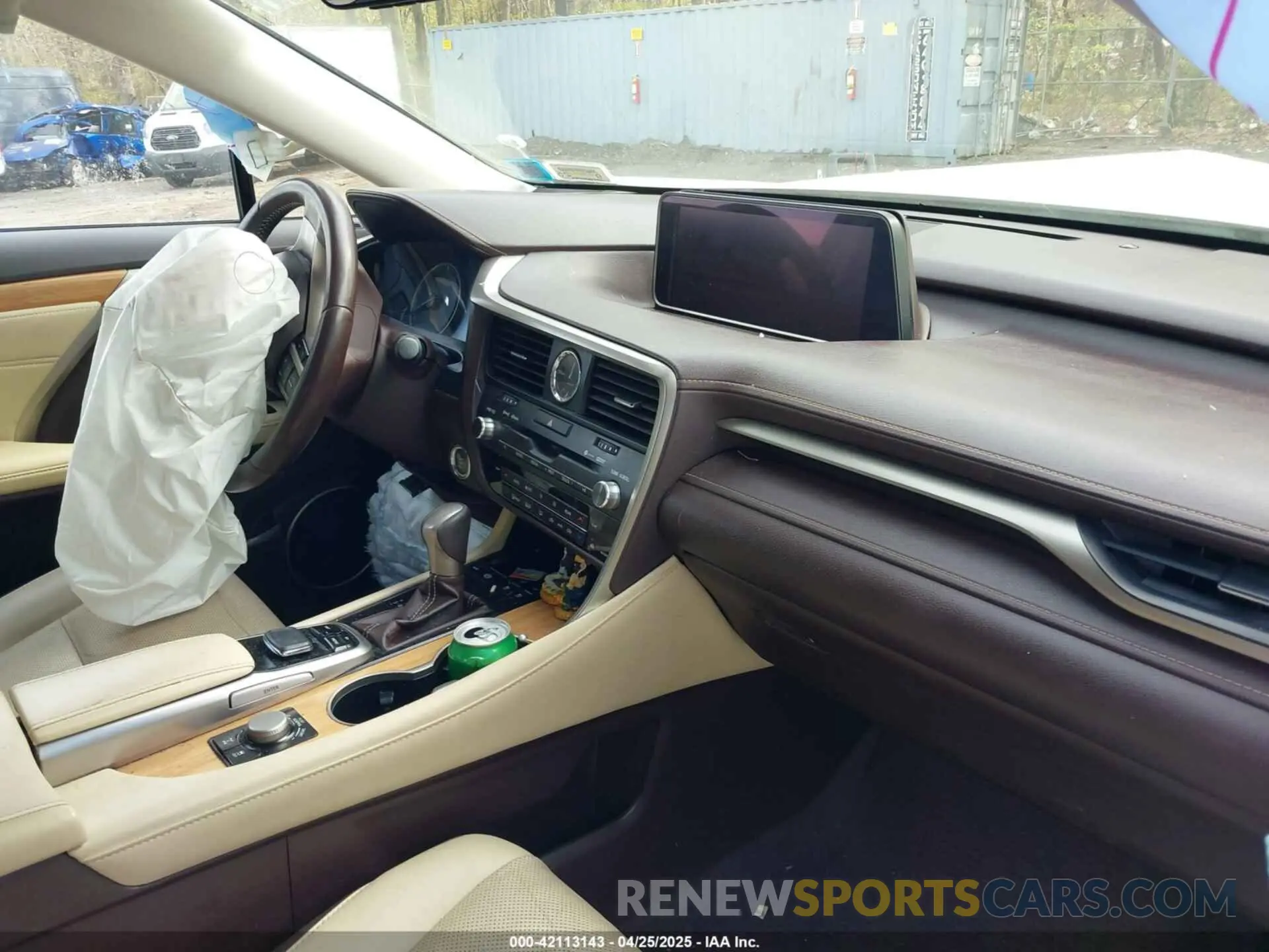 5 Photograph of a damaged car JTJDZKCA4K2019937 LEXUS RX 350L 2019