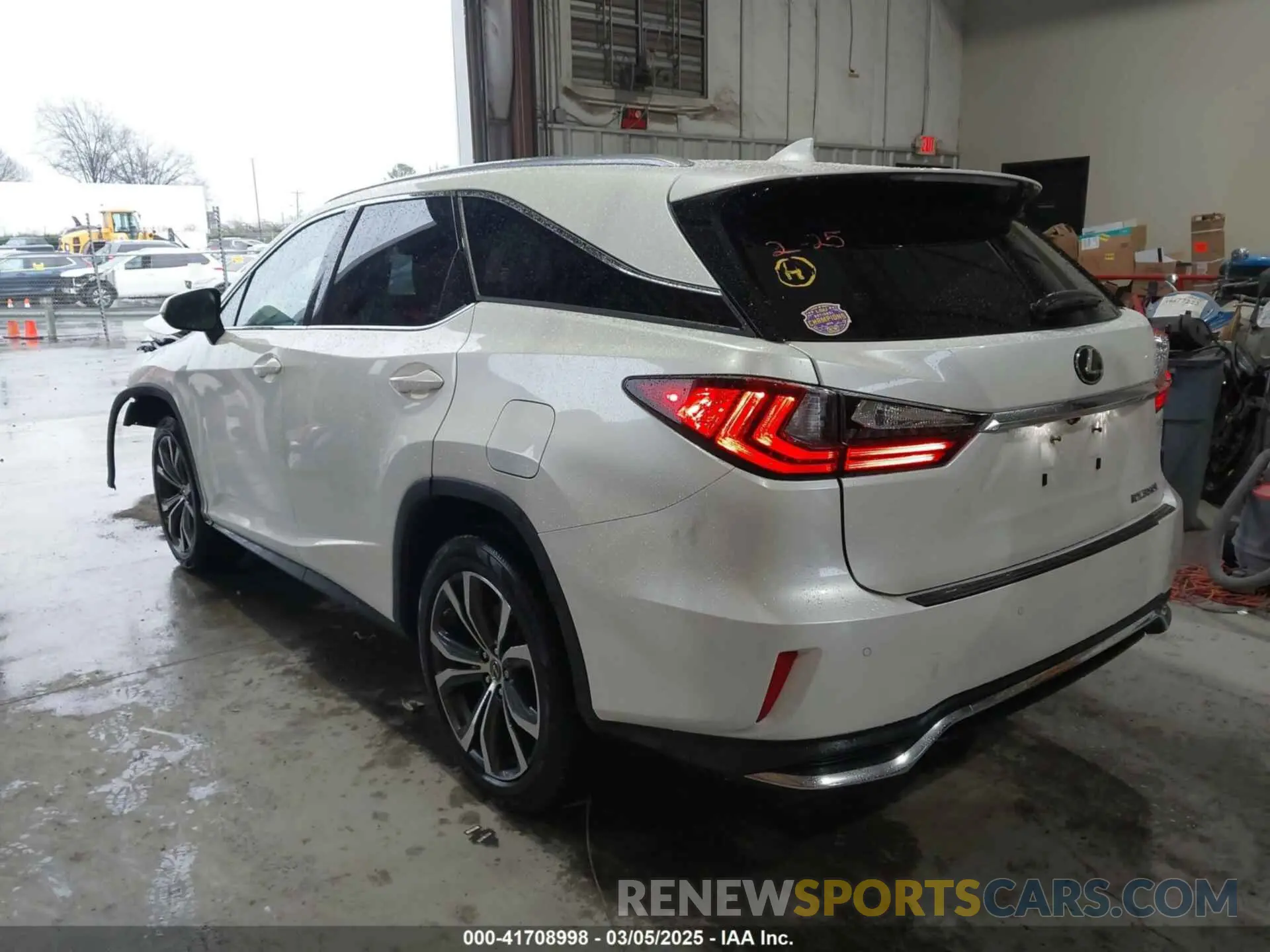 14 Photograph of a damaged car JTJHZKEA4L2016195 LEXUS RX 350L 2020