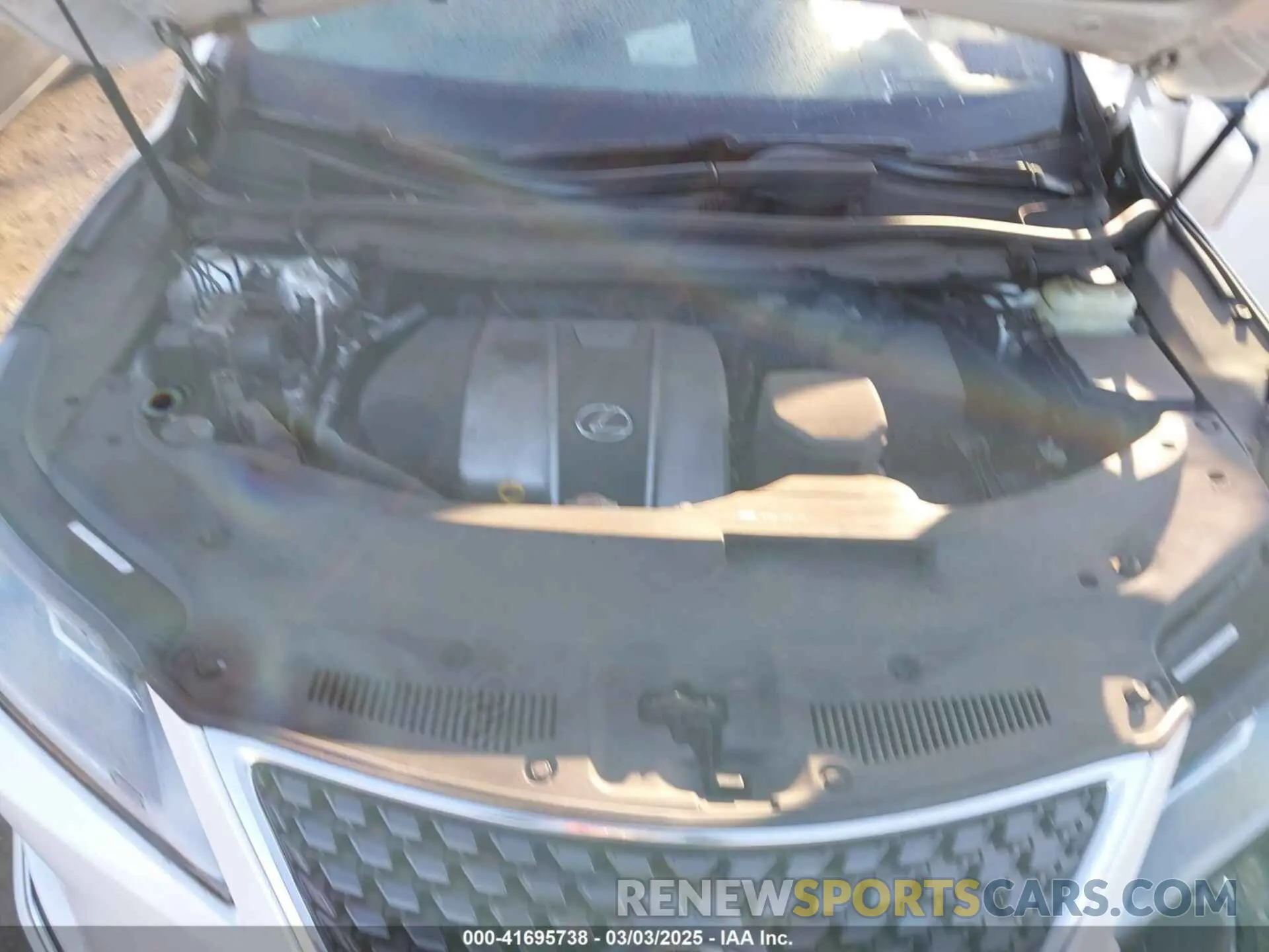 10 Фотография поврежденного автомобиля JTJHZKFA3L2026103 LEXUS RX 350L 2020