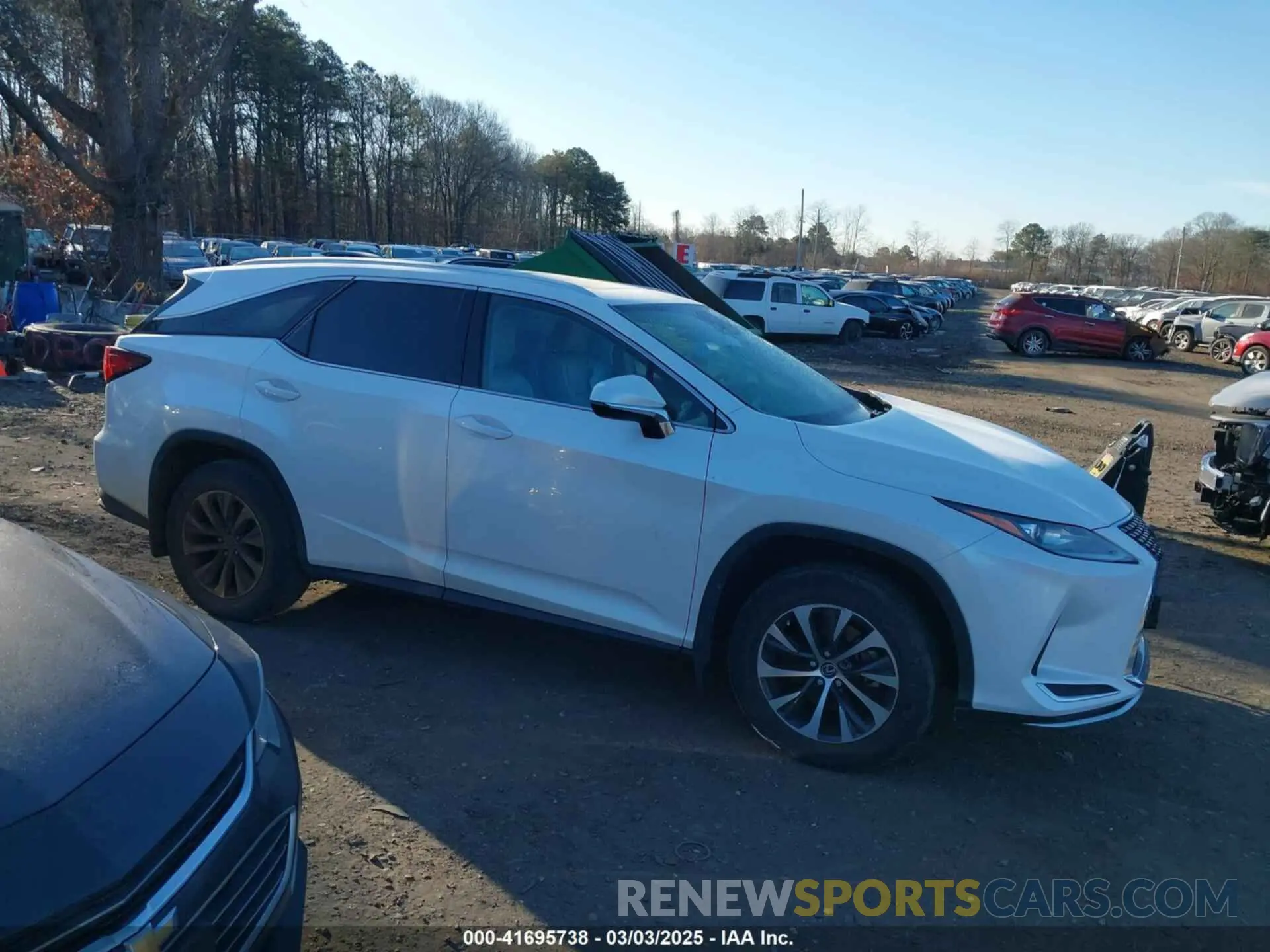 13 Фотография поврежденного автомобиля JTJHZKFA3L2026103 LEXUS RX 350L 2020