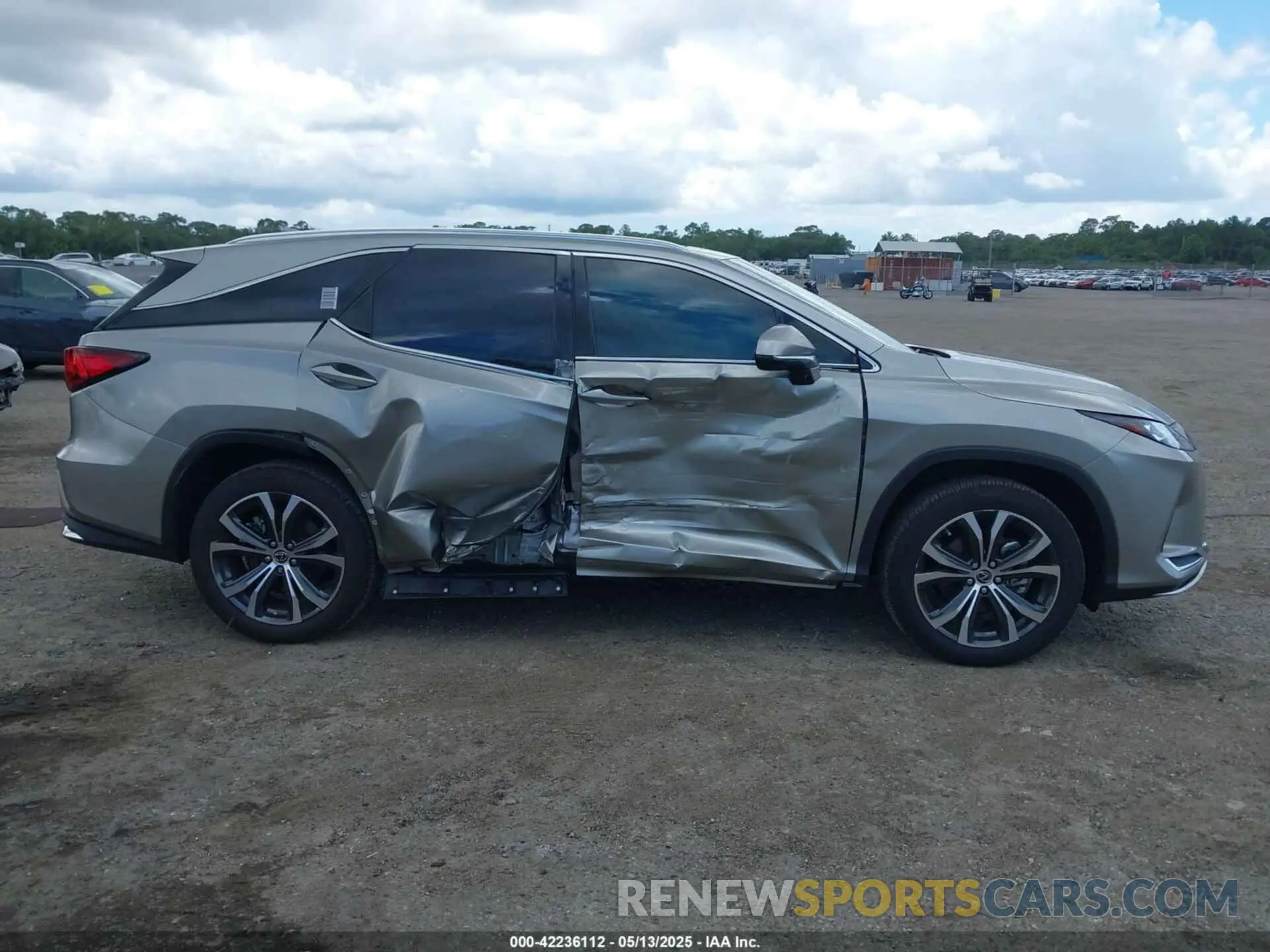 13 Фотография поврежденного автомобиля JTJHZKFA6L2026127 LEXUS RX 350L 2020