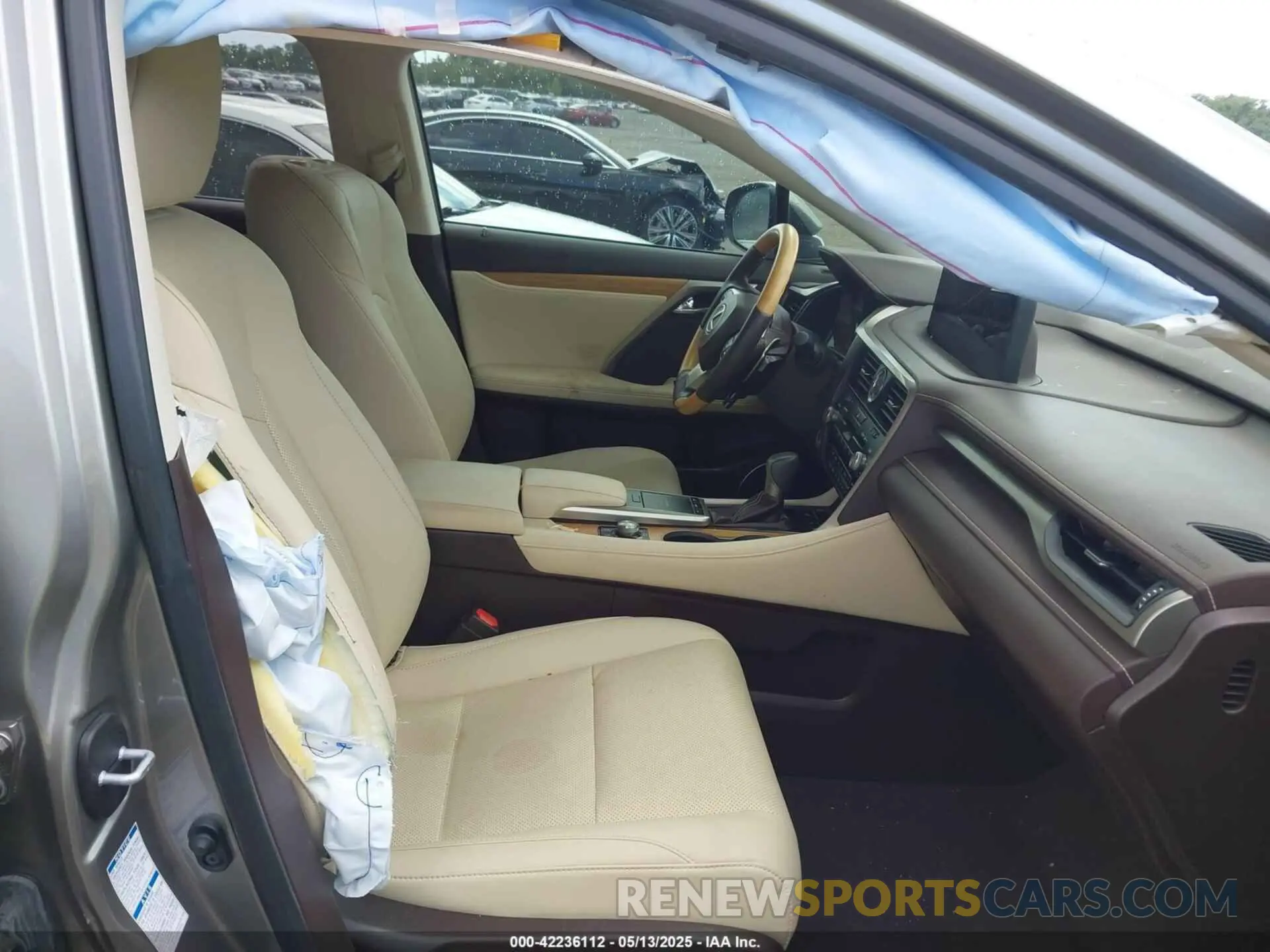 5 Фотография поврежденного автомобиля JTJHZKFA6L2026127 LEXUS RX 350L 2020