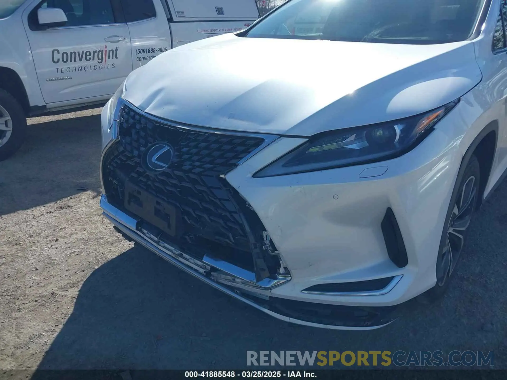 17 Photograph of a damaged car JTJHZKFA2M2030841 LEXUS RX 350L 2021