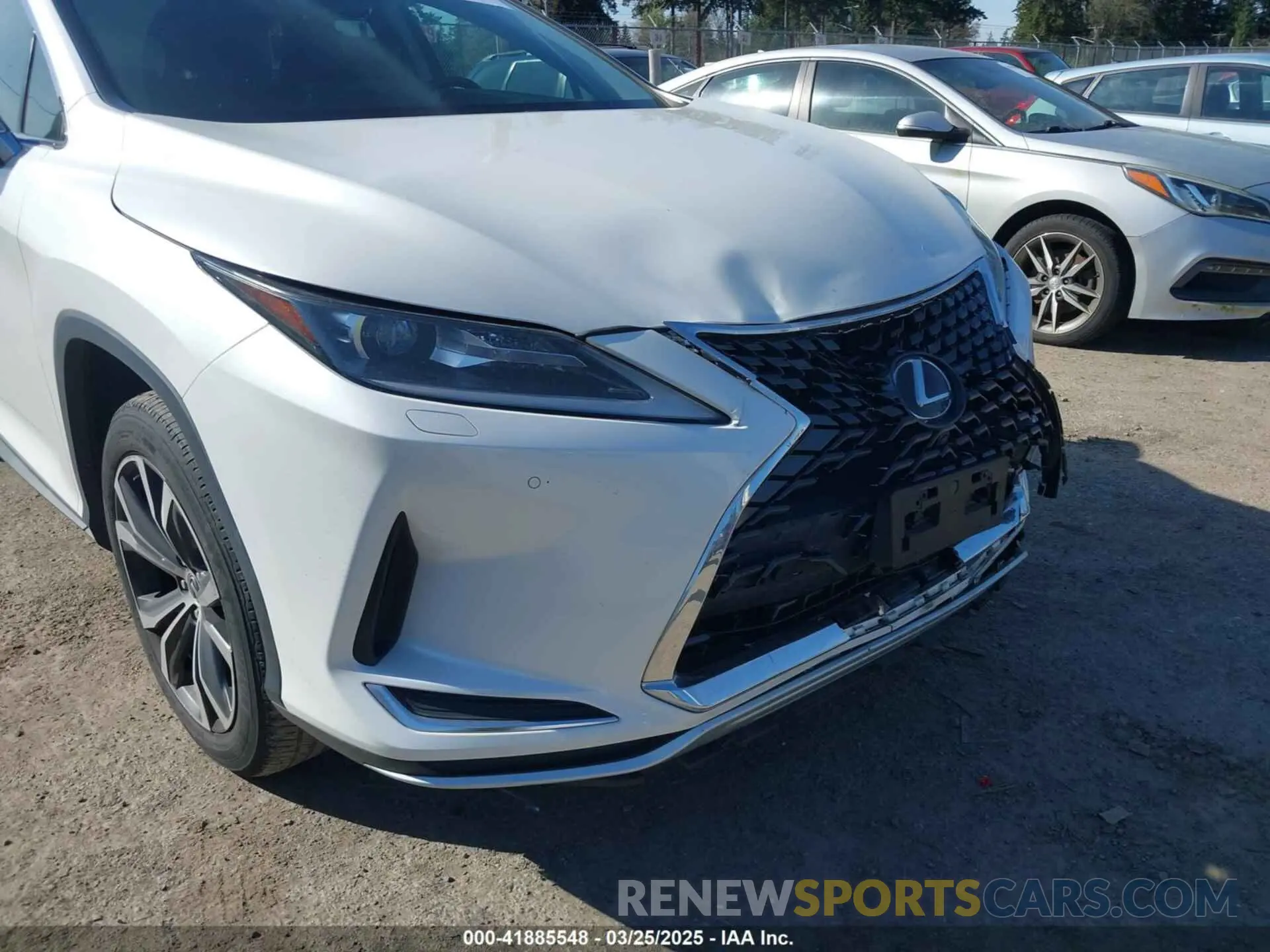 18 Photograph of a damaged car JTJHZKFA2M2030841 LEXUS RX 350L 2021