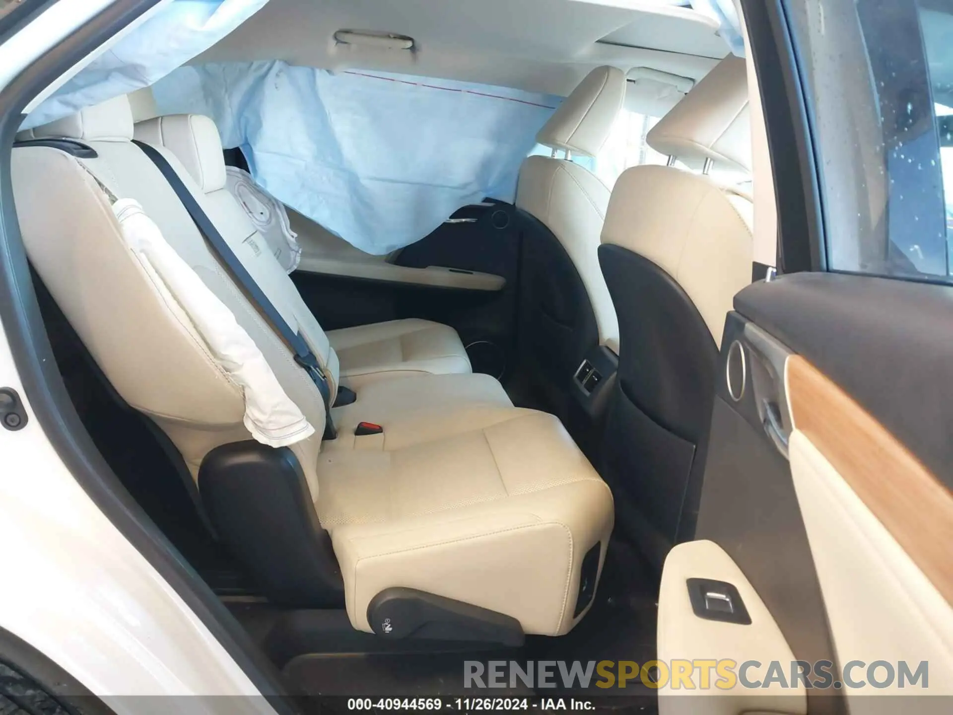 8 Photograph of a damaged car JTJHZKFA9M2029475 LEXUS RX 350L 2021