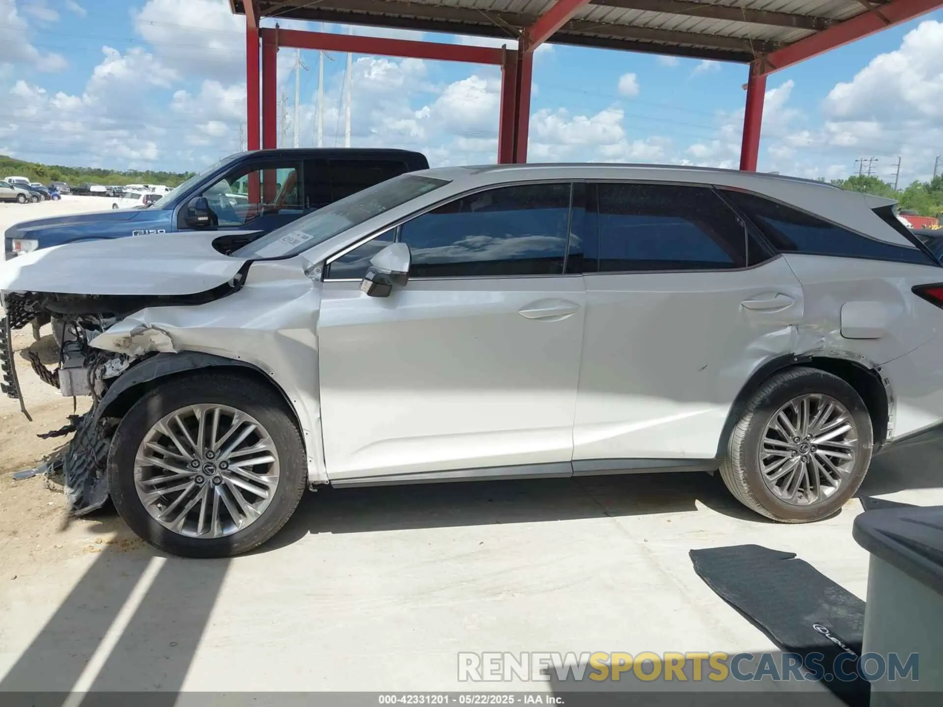 14 Фотография поврежденного автомобиля JTJJZKEA8N2026796 LEXUS RX 350L 2022