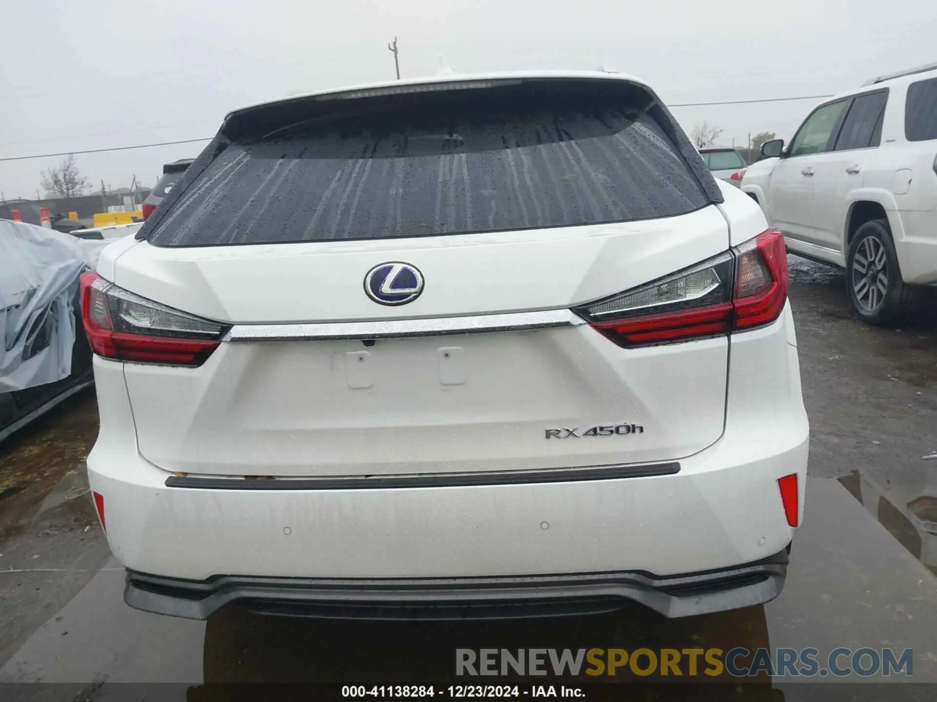 17 Фотография поврежденного автомобиля 2T2BGMCA0KC034640 LEXUS RX 450H 2019
