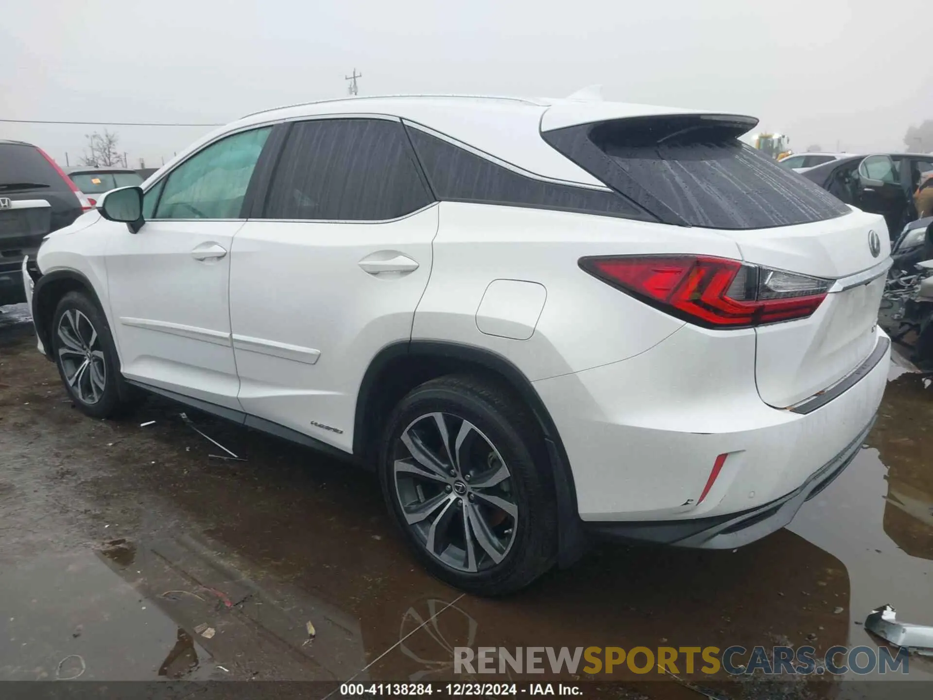 3 Фотография поврежденного автомобиля 2T2BGMCA0KC034640 LEXUS RX 450H 2019