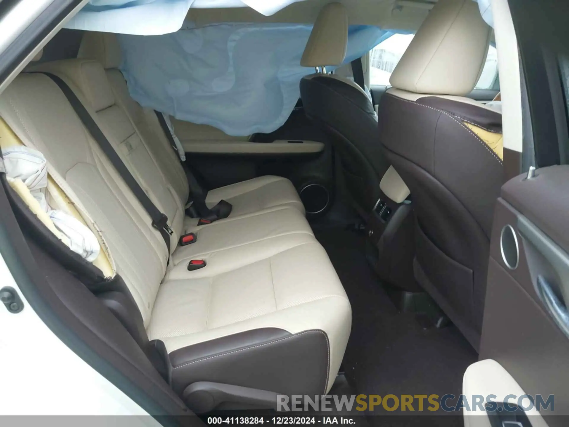 8 Фотография поврежденного автомобиля 2T2BGMCA0KC034640 LEXUS RX 450H 2019