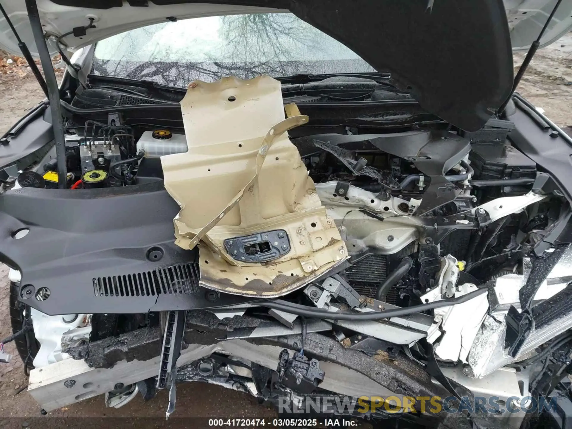 10 Photograph of a damaged car 2T2BGMCA1KC037143 LEXUS RX 450H 2019