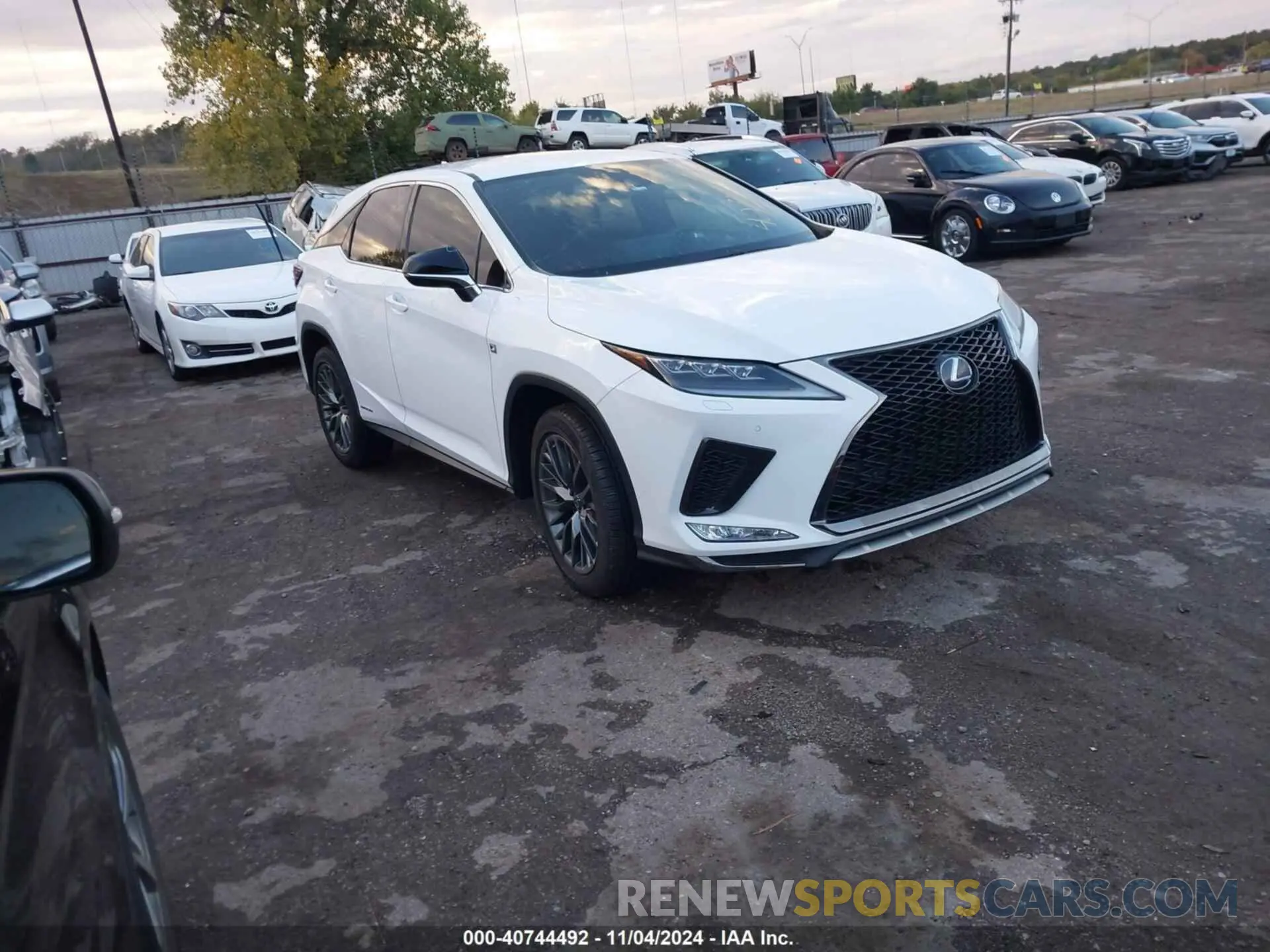 1 Фотография поврежденного автомобиля 2T2SGMDA2LC049673 LEXUS RX 450H 2020