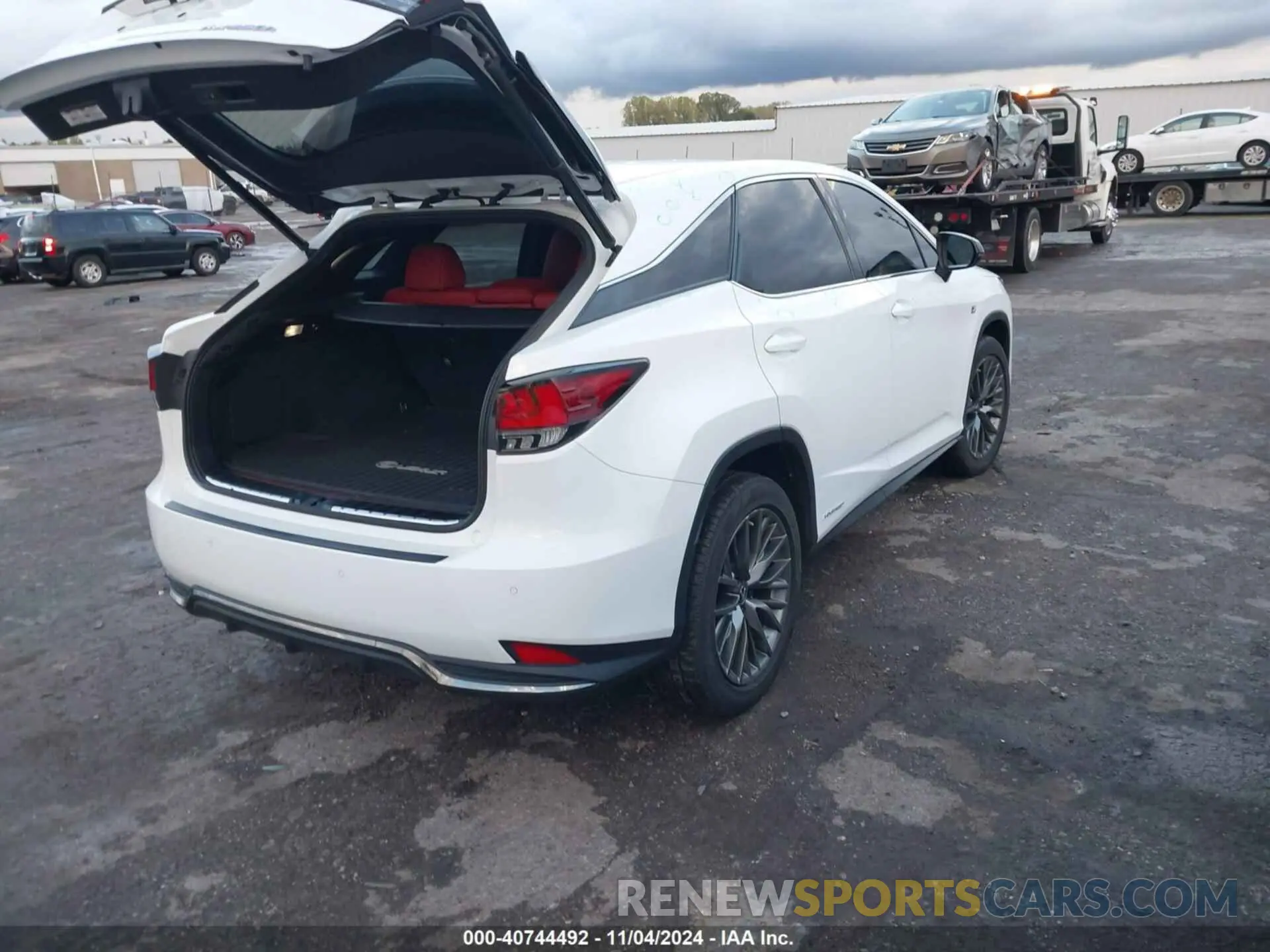 4 Фотография поврежденного автомобиля 2T2SGMDA2LC049673 LEXUS RX 450H 2020