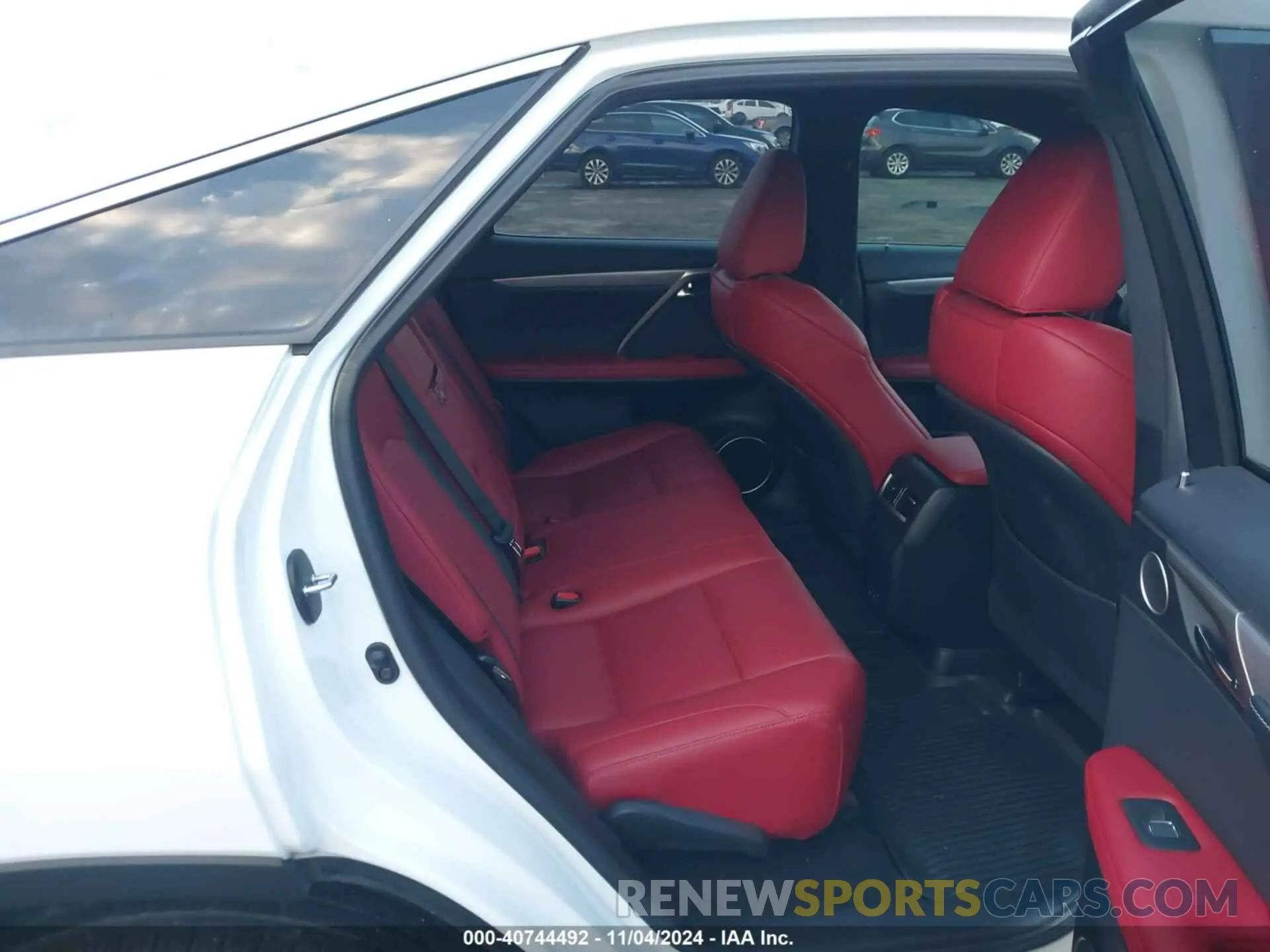 8 Фотография поврежденного автомобиля 2T2SGMDA2LC049673 LEXUS RX 450H 2020