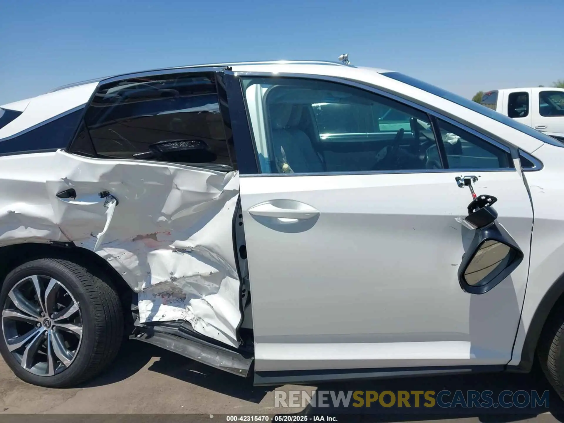 13 Фотография поврежденного автомобиля 2T2HGMDA6MC070828 LEXUS RX 450H 2021
