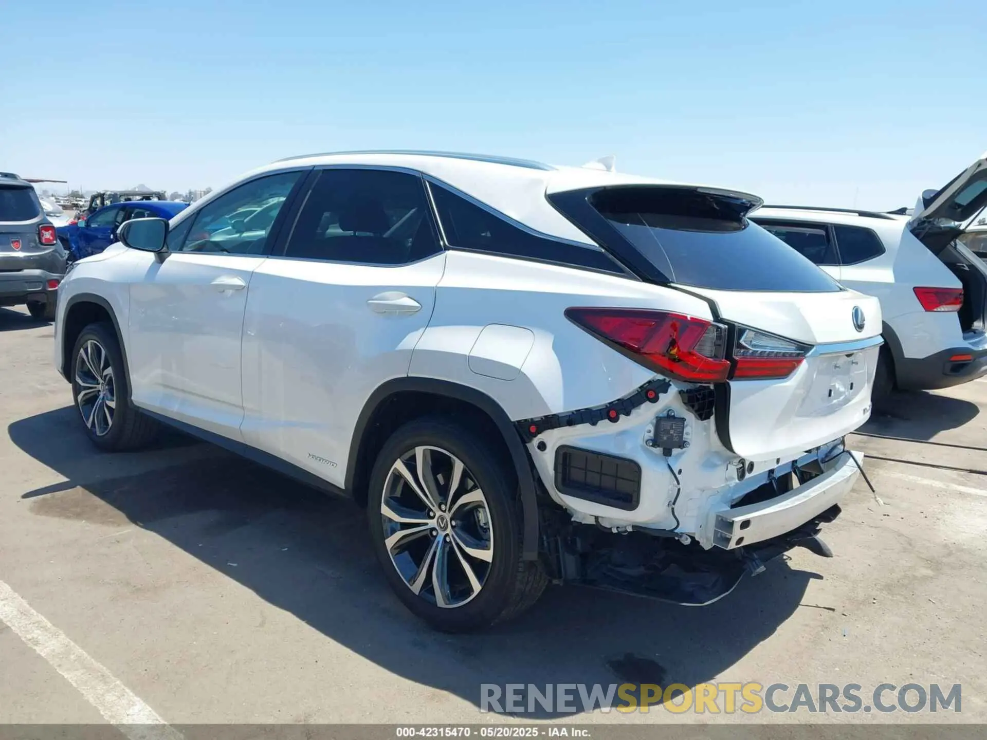 3 Фотография поврежденного автомобиля 2T2HGMDA6MC070828 LEXUS RX 450H 2021