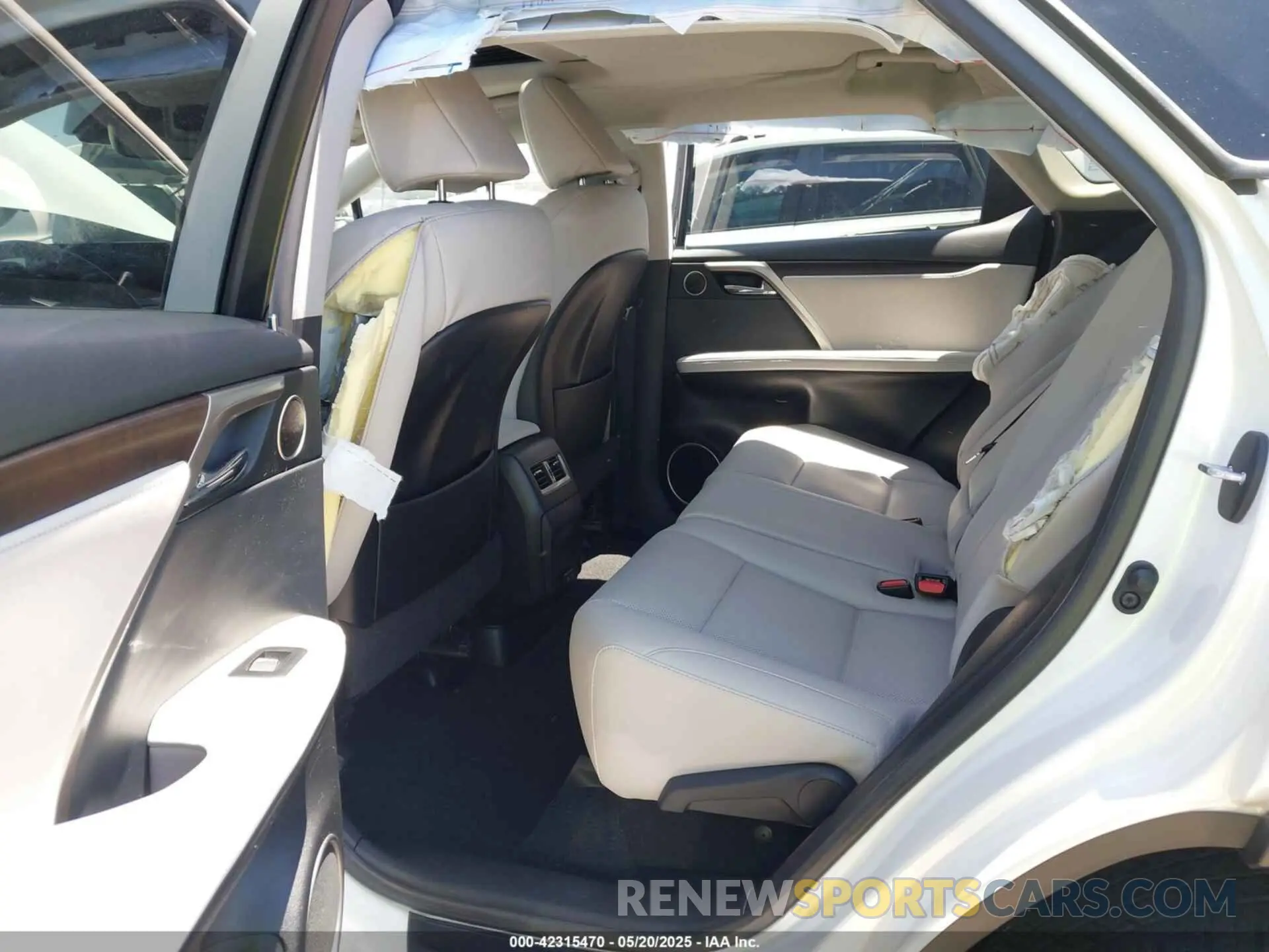 8 Фотография поврежденного автомобиля 2T2HGMDA6MC070828 LEXUS RX 450H 2021