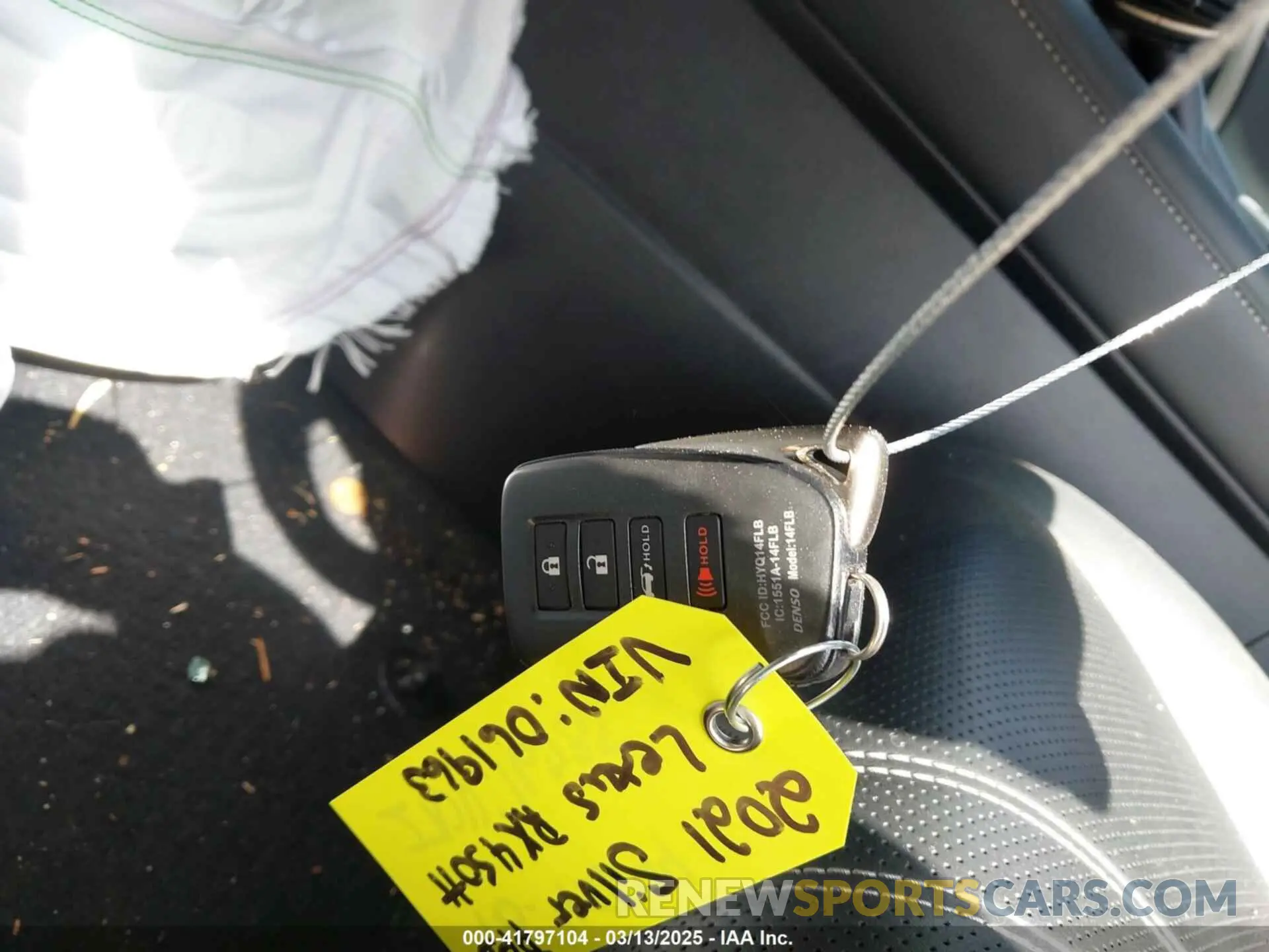 11 Photograph of a damaged car 2T2JGMDA9MC061963 LEXUS RX 450H 2021