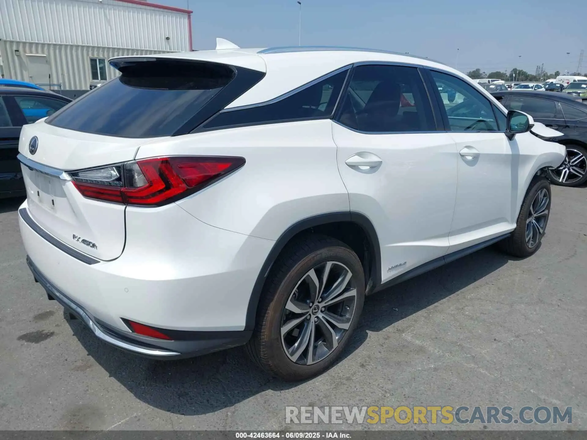 4 Photograph of a damaged car 2T2HGMDA7NC074100 LEXUS RX 450H 2022
