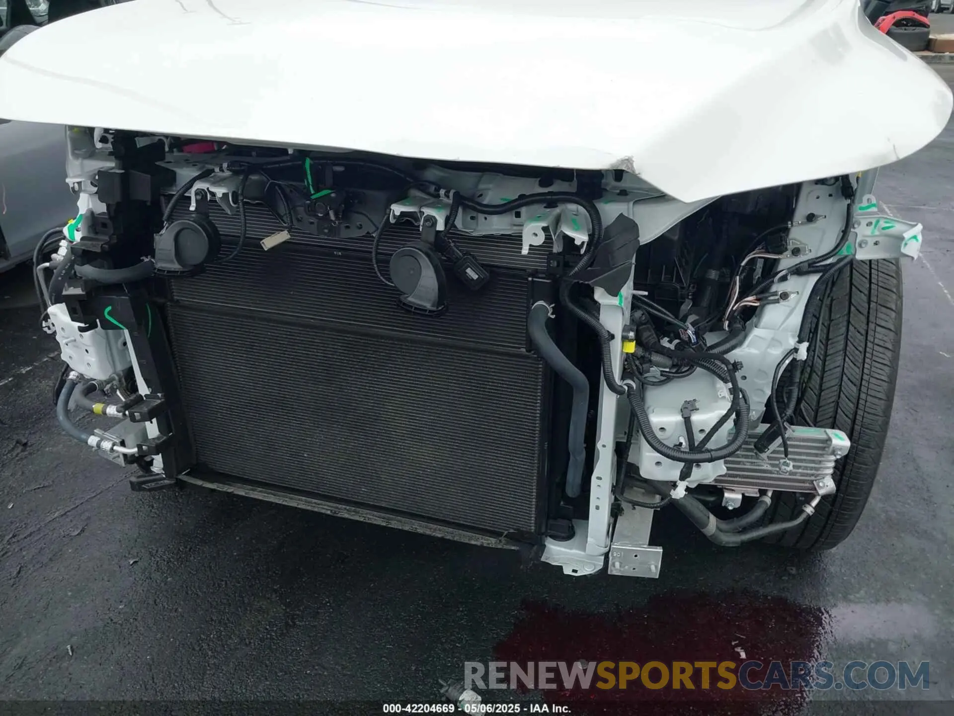12 Photograph of a damaged car JTJCJMGA1R2021146 LEXUS RX 450H+ 2024