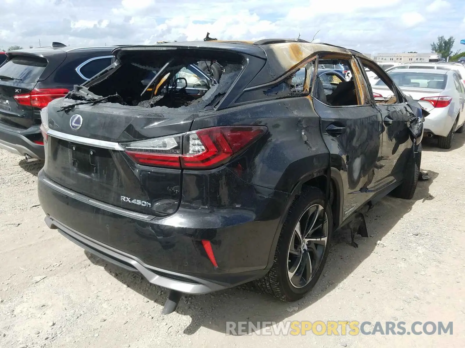 4 Photograph of a damaged car 2T2BGMCAXKC038761 LEXUS RX 450H BA 2019