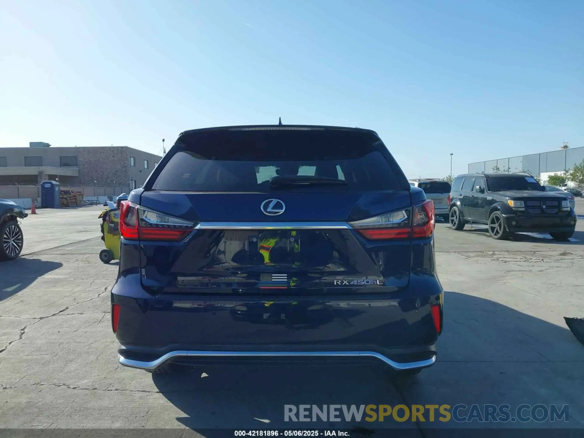 16 Photograph of a damaged car JTJDGKCA9K2007529 LEXUS RX 450HL 2019