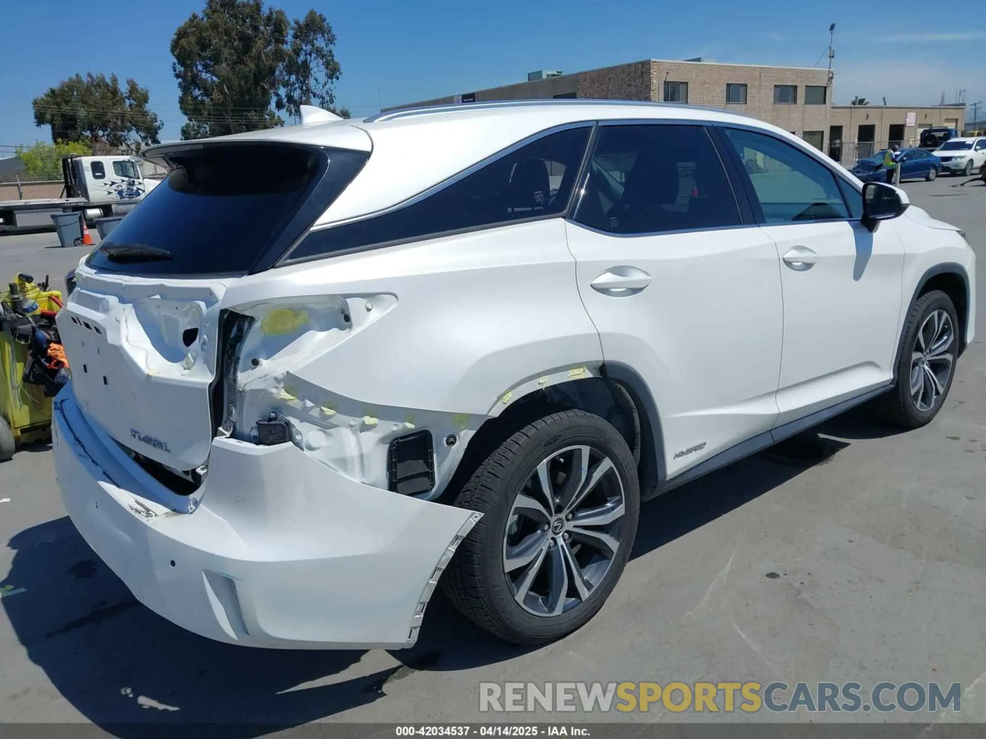 4 Фотография поврежденного автомобиля JTJHGKFA5M2018172 LEXUS RX 450HL 2021