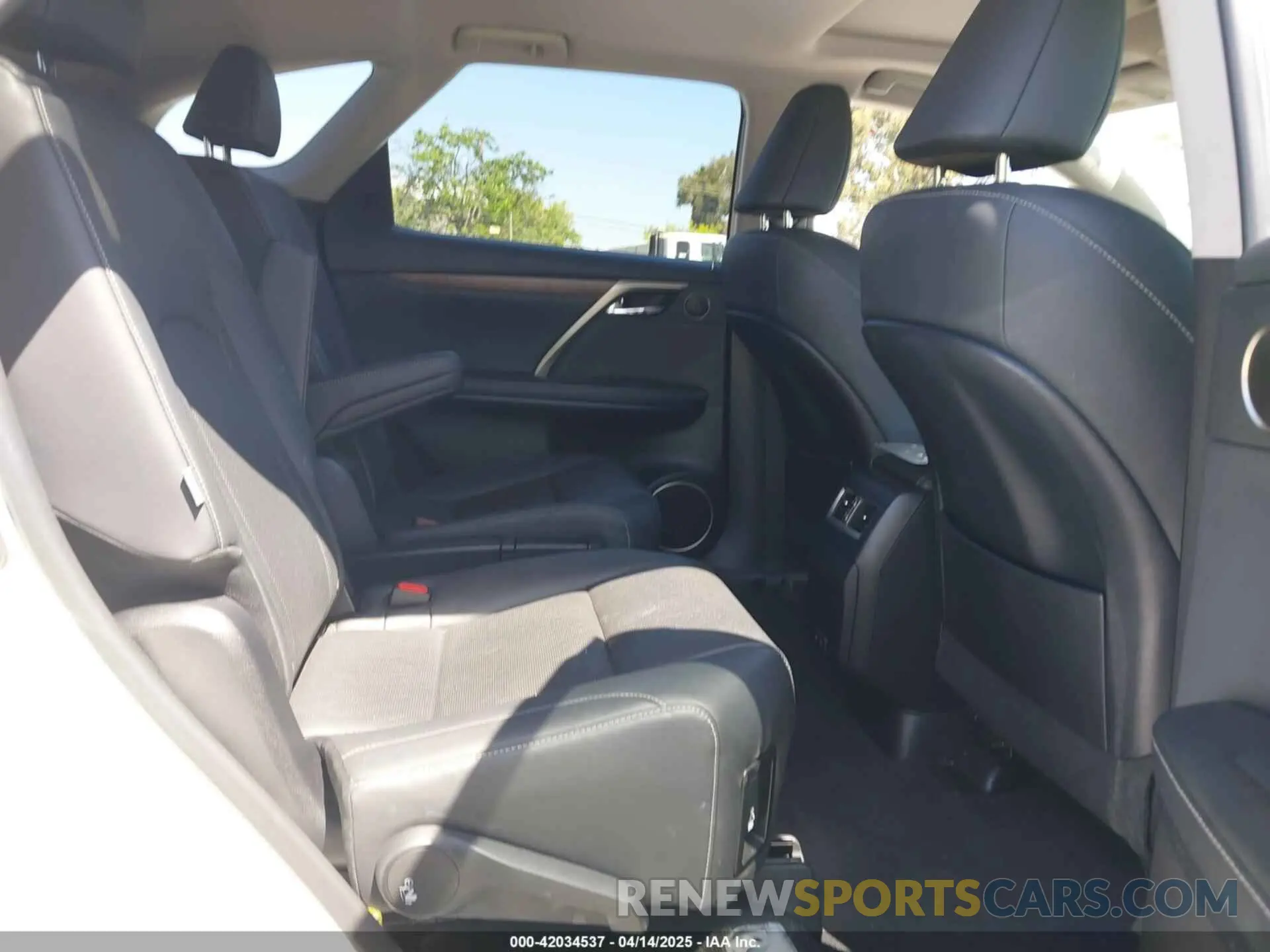 8 Фотография поврежденного автомобиля JTJHGKFA5M2018172 LEXUS RX 450HL 2021