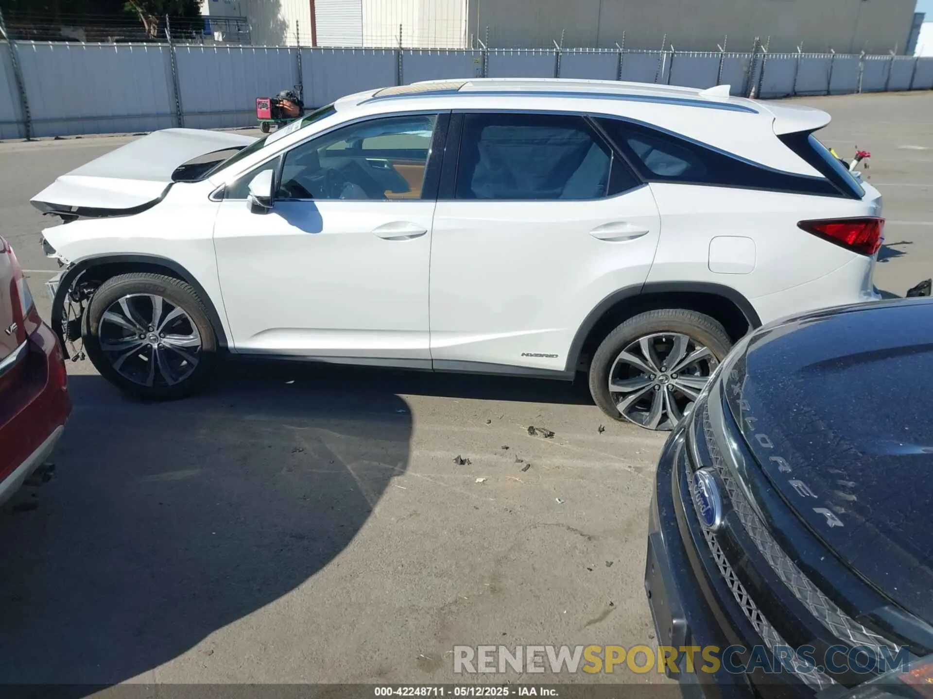 14 Фотография поврежденного автомобиля JTJHGKFA5M2020102 LEXUS RX 450HL 2021