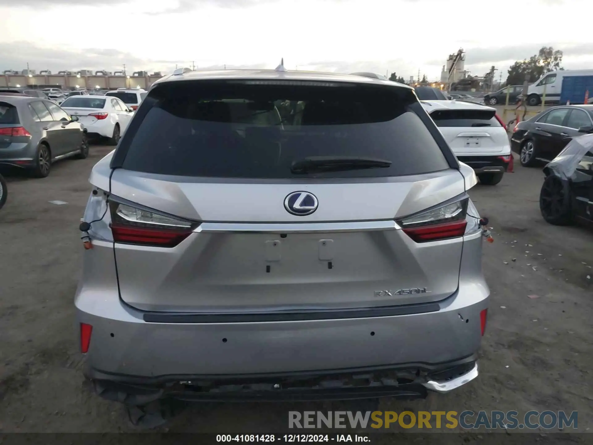 17 Фотография поврежденного автомобиля JTJHGKFAXN2028956 LEXUS RX 450HL 2022