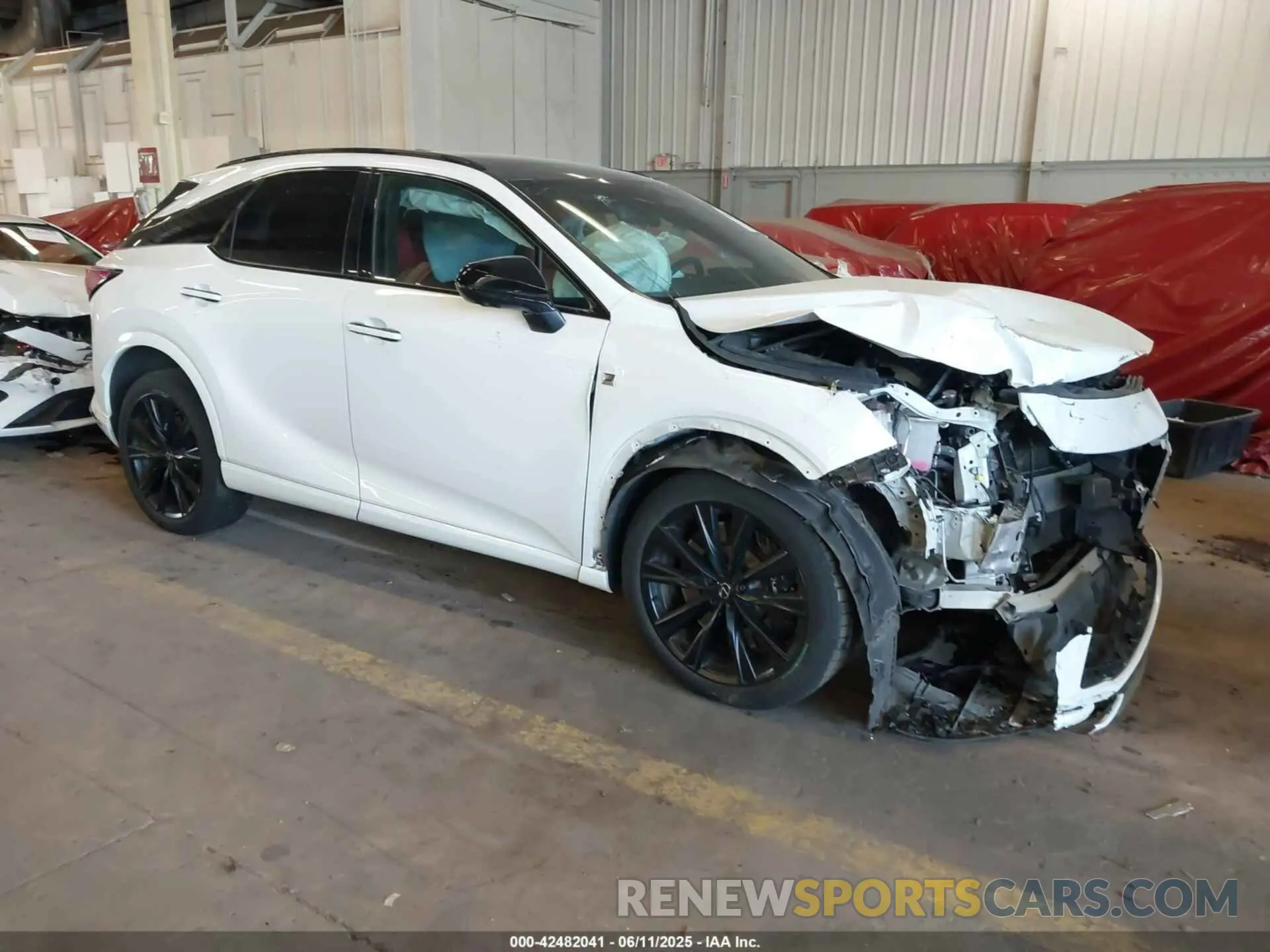 1 Фотография поврежденного автомобиля 2T2BCMEA1RC012066 LEXUS RX 500H 2024