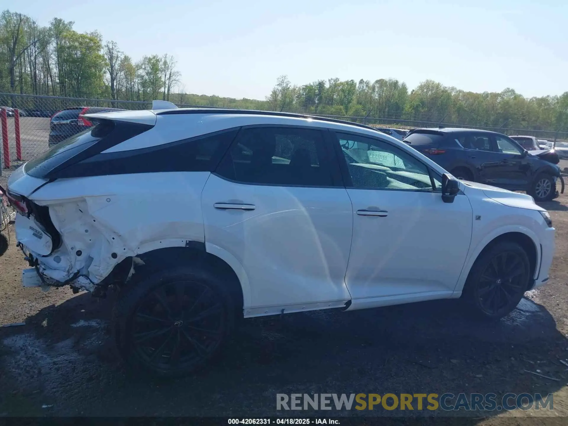 14 Фотография поврежденного автомобиля 2T2BCMEAXSC021242 LEXUS RX 500H 2025