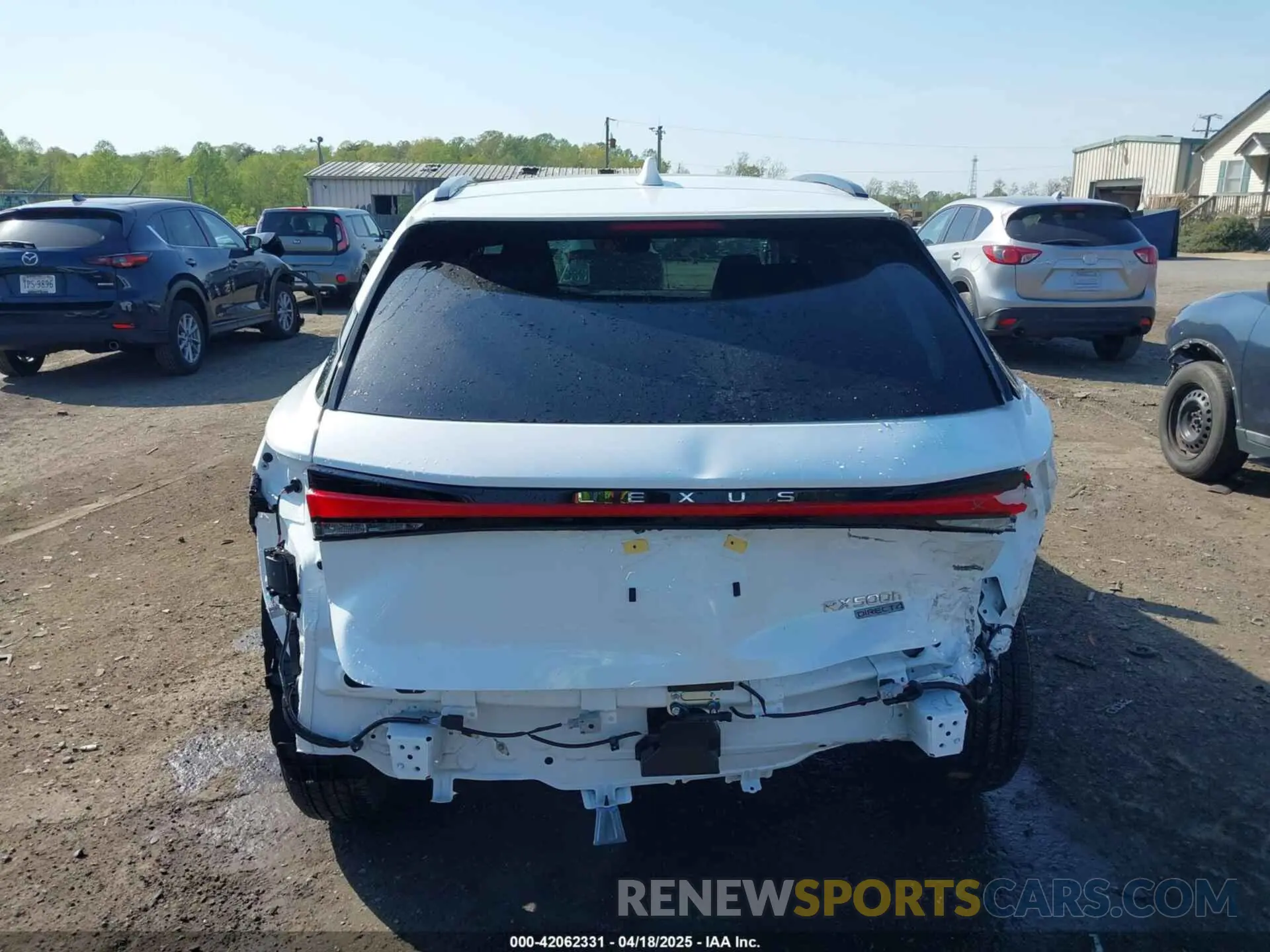 17 Фотография поврежденного автомобиля 2T2BCMEAXSC021242 LEXUS RX 500H 2025