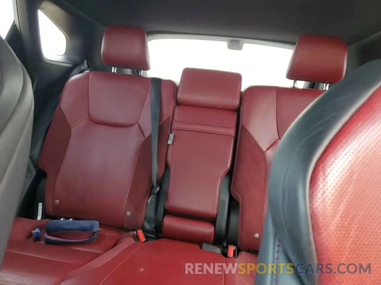 10 Фотография поврежденного автомобиля 2T2BCMEA6PC003554 LEXUS RX 500H F 2023