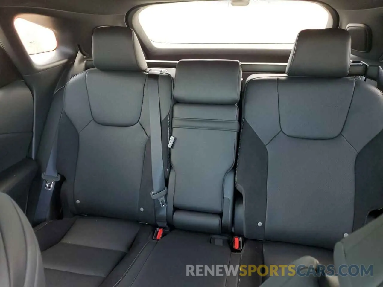 10 Фотография поврежденного автомобиля 2T2BCMEAXRC013345 LEXUS RX 500H F 2024