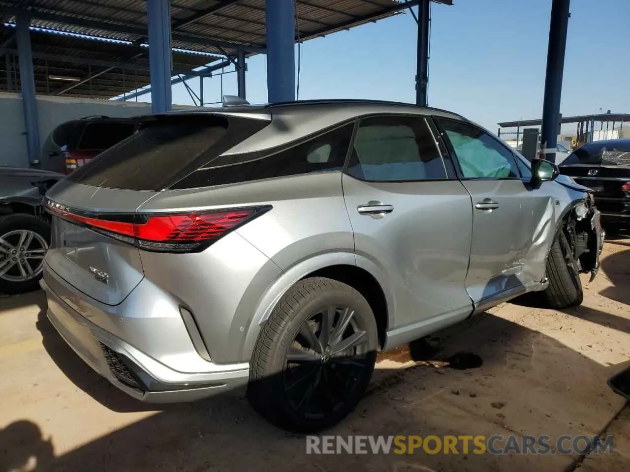 3 Фотография поврежденного автомобиля 2T2BCMEAXRC014494 LEXUS RX 500H F 2024