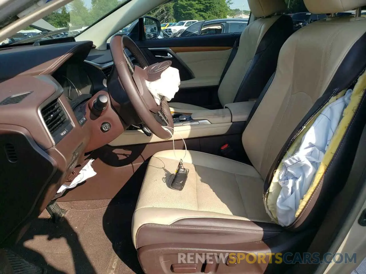 7 Фотография поврежденного автомобиля 2T2BZMCA0KC176898 LEXUS RX350 2019