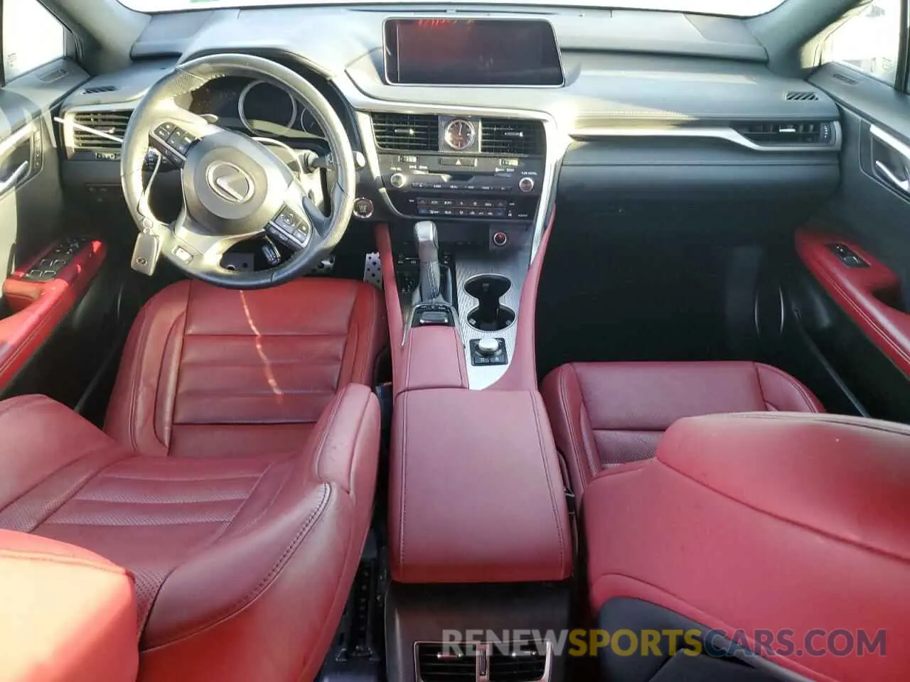 8 Фотография поврежденного автомобиля 2T2BZMCA1KC185870 LEXUS RX350 2019