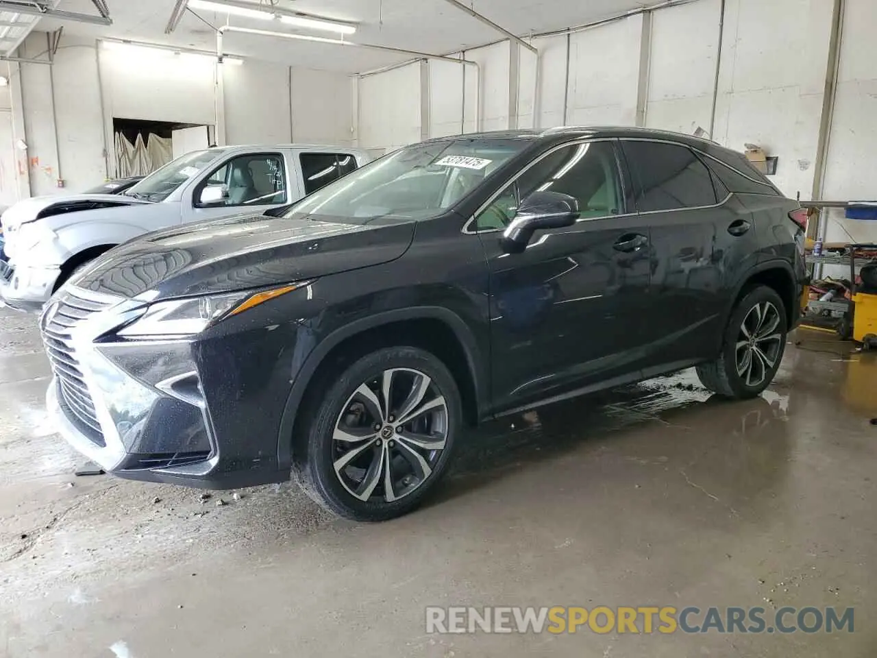 1 Фотография поврежденного автомобиля 2T2BZMCA2KC208119 LEXUS RX350 2019
