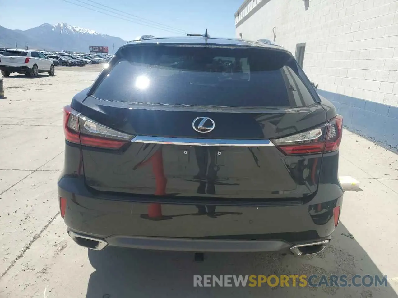 6 Фотография поврежденного автомобиля 2T2BZMCA2KC209867 LEXUS RX350 2019