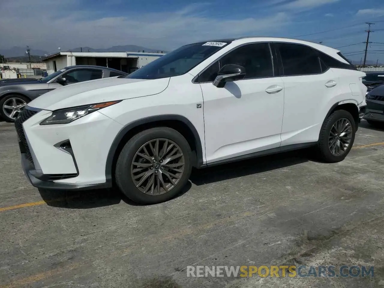 1 Фотография поврежденного автомобиля 2T2BZMCA3KC186261 LEXUS RX350 2019