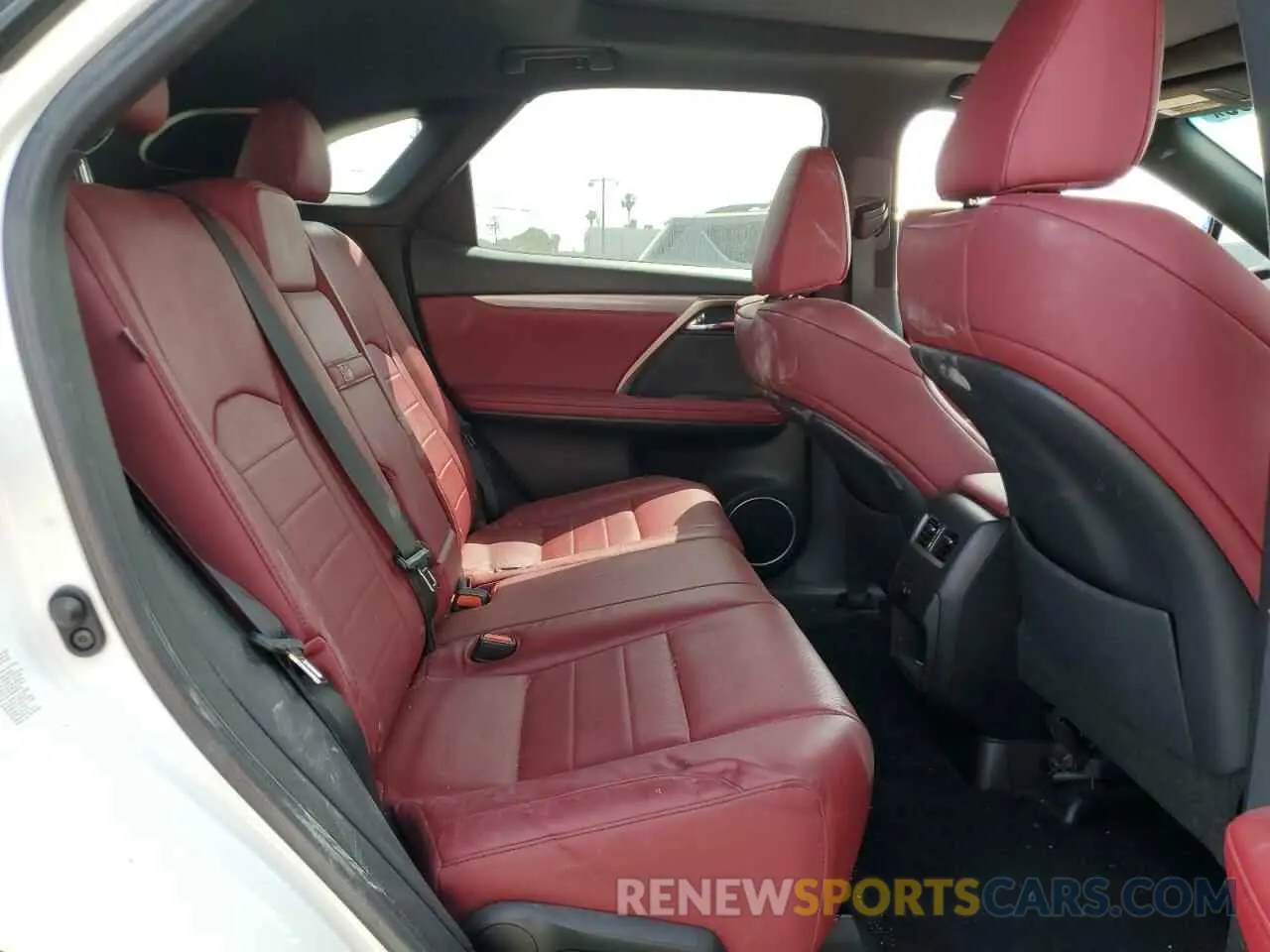 11 Фотография поврежденного автомобиля 2T2BZMCA3KC186261 LEXUS RX350 2019