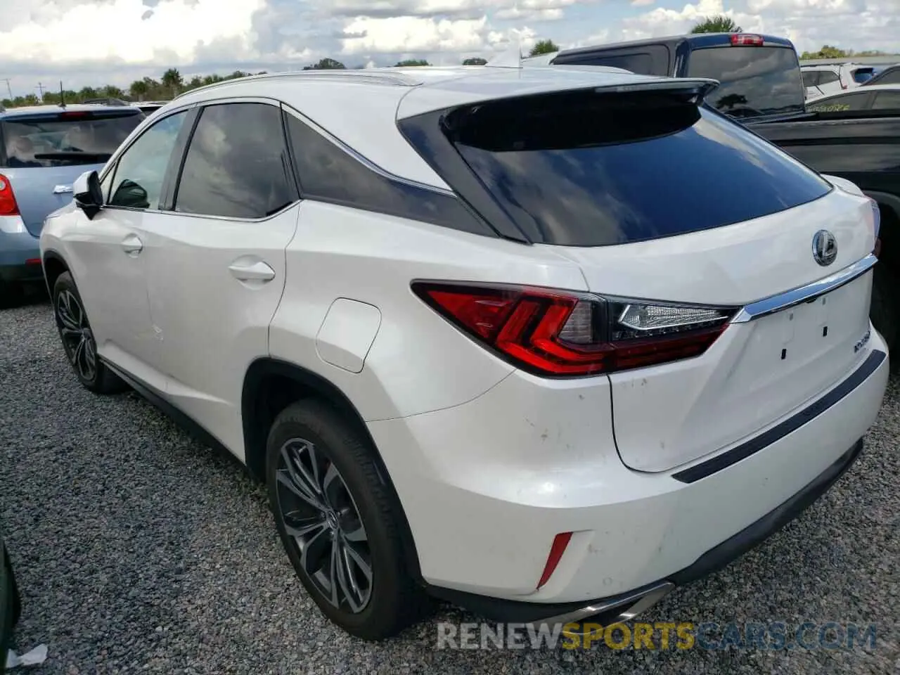 3 Фотография поврежденного автомобиля 2T2BZMCA4KC175320 LEXUS RX350 2019