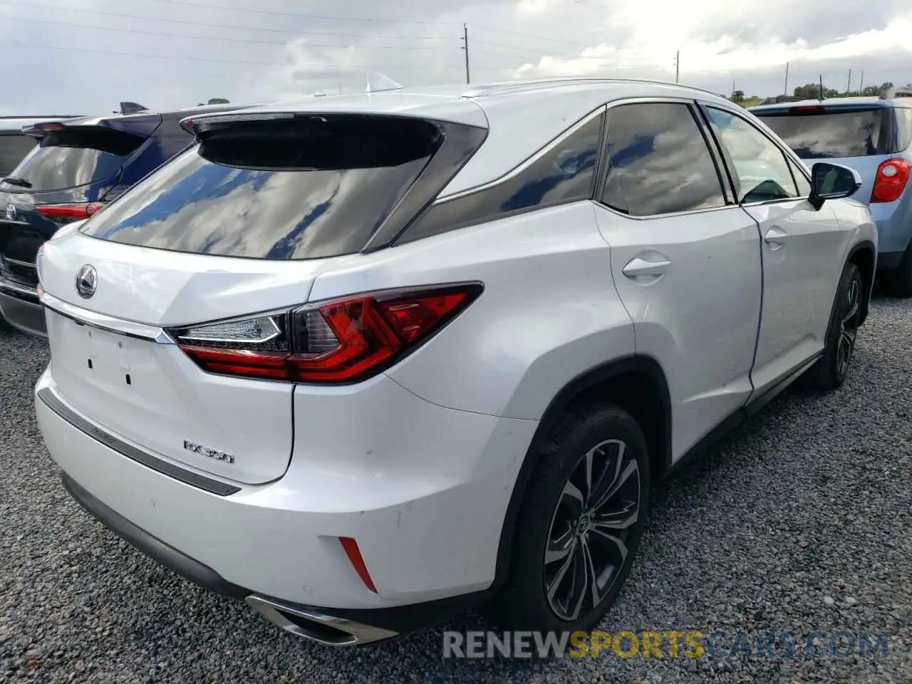 4 Фотография поврежденного автомобиля 2T2BZMCA4KC175320 LEXUS RX350 2019