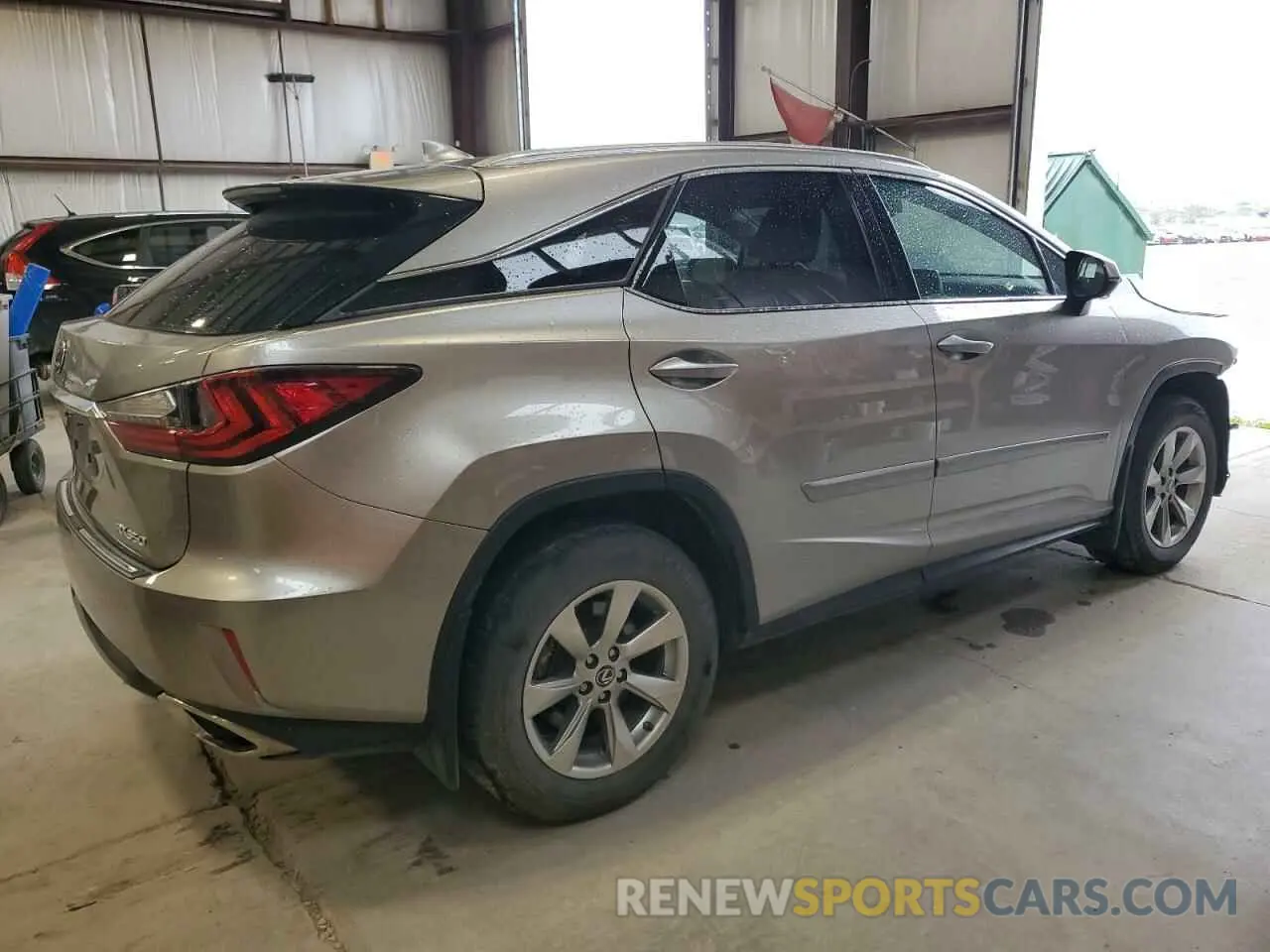 3 Фотография поврежденного автомобиля 2T2BZMCA6KC184326 LEXUS RX350 2019