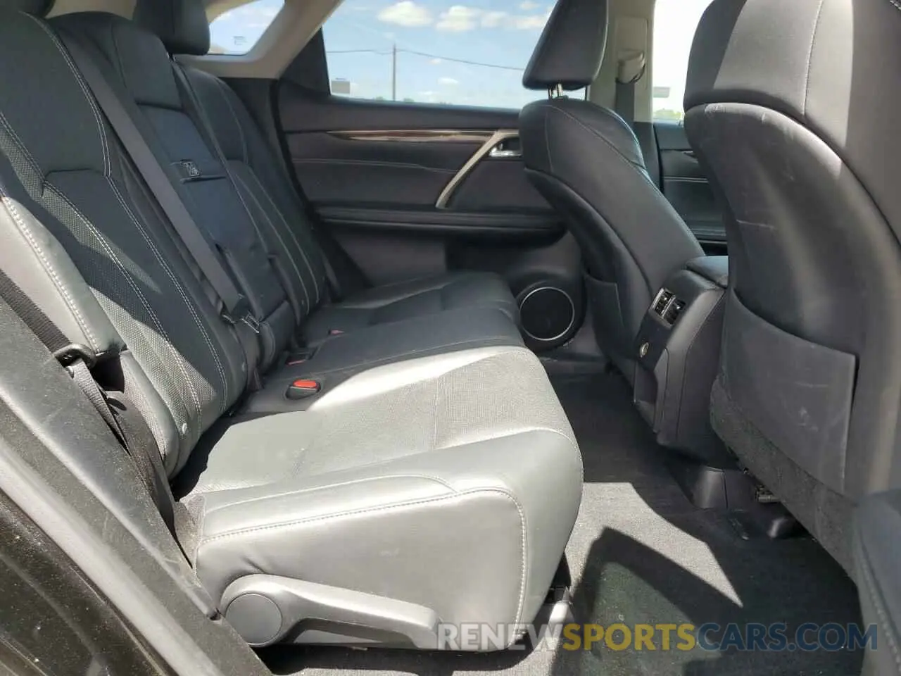 11 Photograph of a damaged car 2T2BZMCA7KC182617 LEXUS RX350 2019