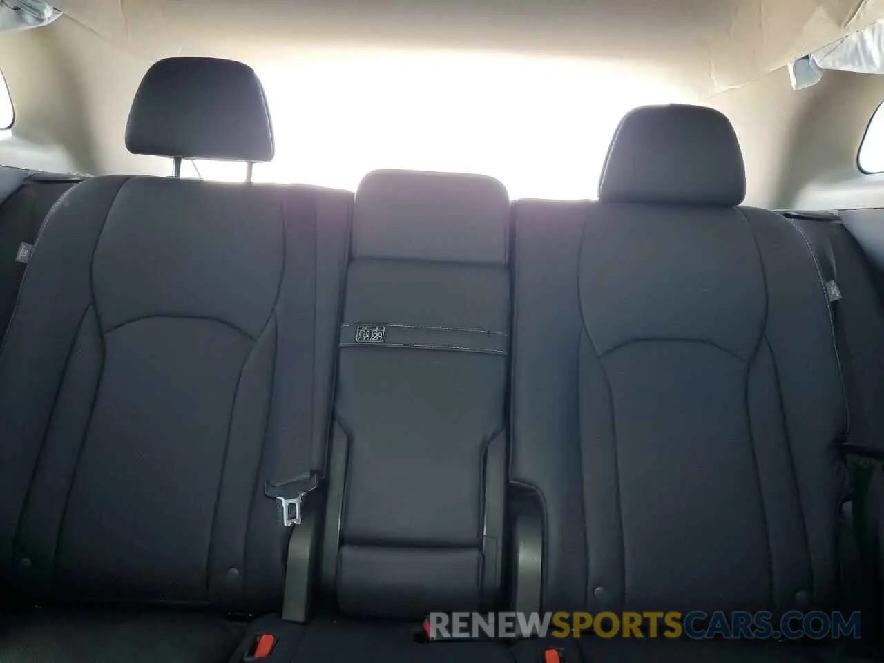 10 Photograph of a damaged car 2T2BZMCA8KC180195 LEXUS RX350 2019