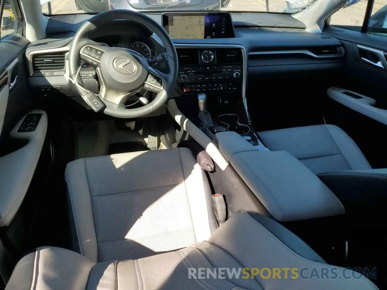 8 Фотография поврежденного автомобиля 2T2BZMCA9KC169741 LEXUS RX350 2019