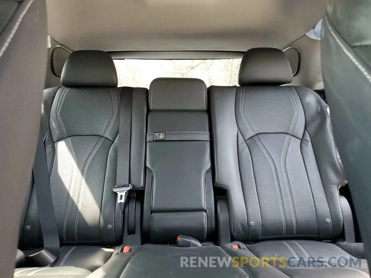 10 Фотография поврежденного автомобиля 2T2BZMCA9KC180786 LEXUS RX350 2019